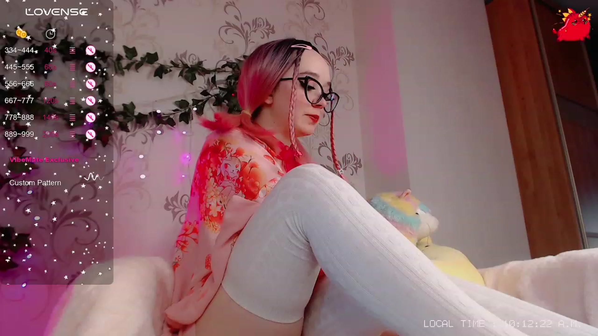Gallery image thumbnail from WhitneyNeal's myfreecams stream on, 03/14/2024, 07:59 image 11 of 20