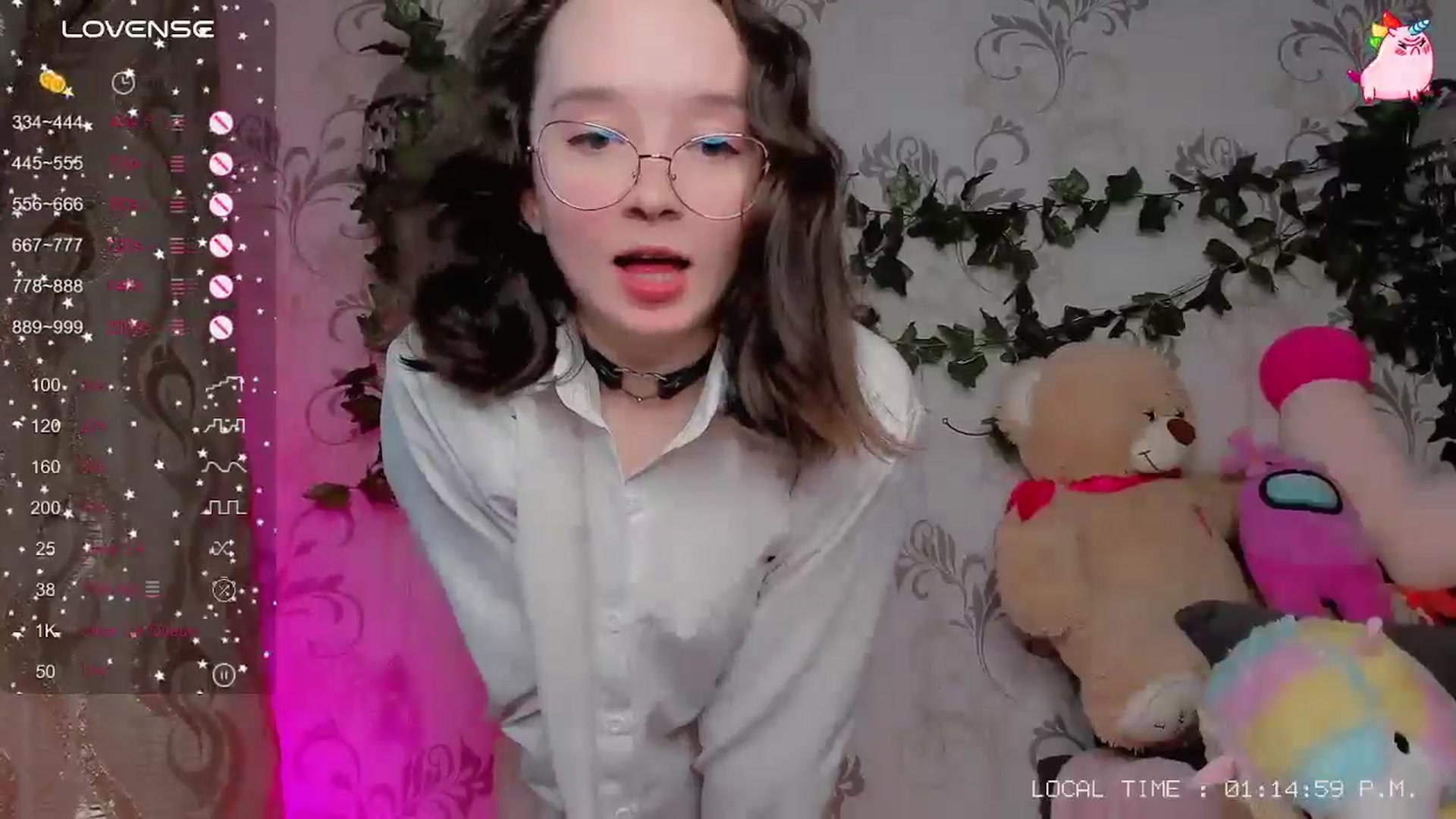 Gallery image thumbnail from WhitneyNeal's myfreecams stream on, 05/02/2024, 10:48 image 7 of 20