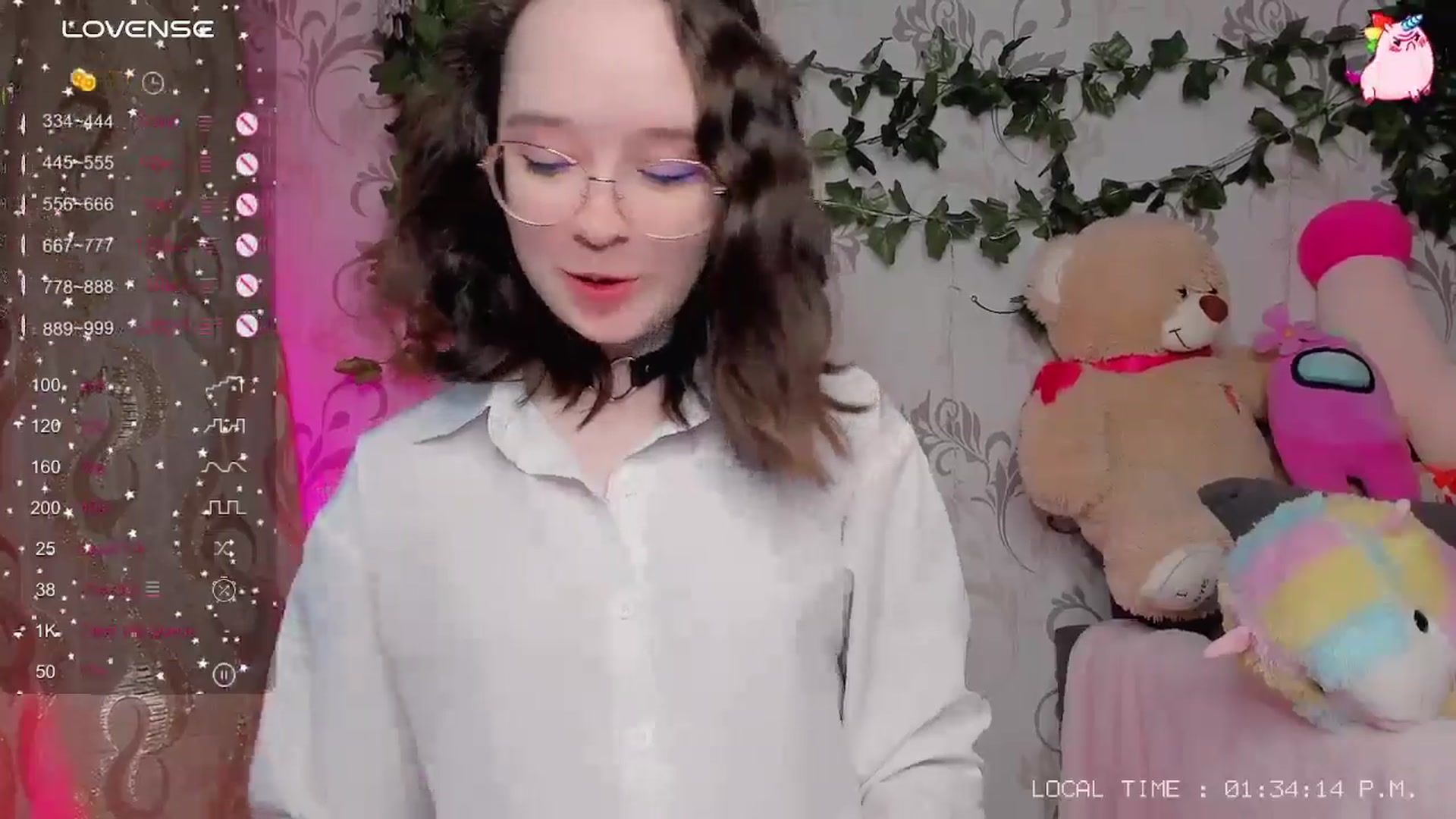 Gallery image thumbnail from WhitneyNeal's myfreecams stream on, 05/02/2024, 10:48 image 16 of 20