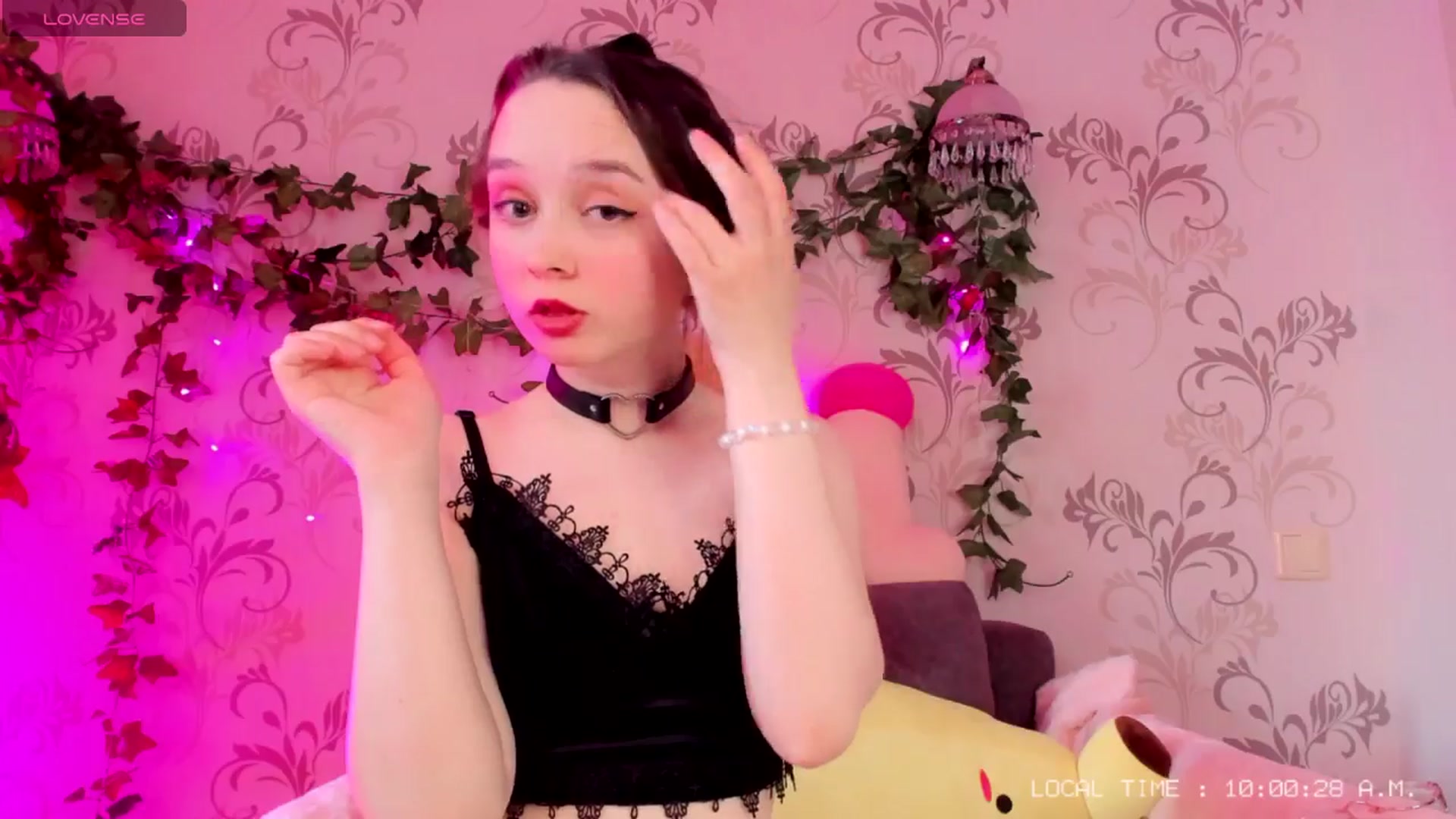 Gallery image thumbnail from WhitneyNeal's myfreecams stream on, 05/19/2024, 07:07 image 13 of 20