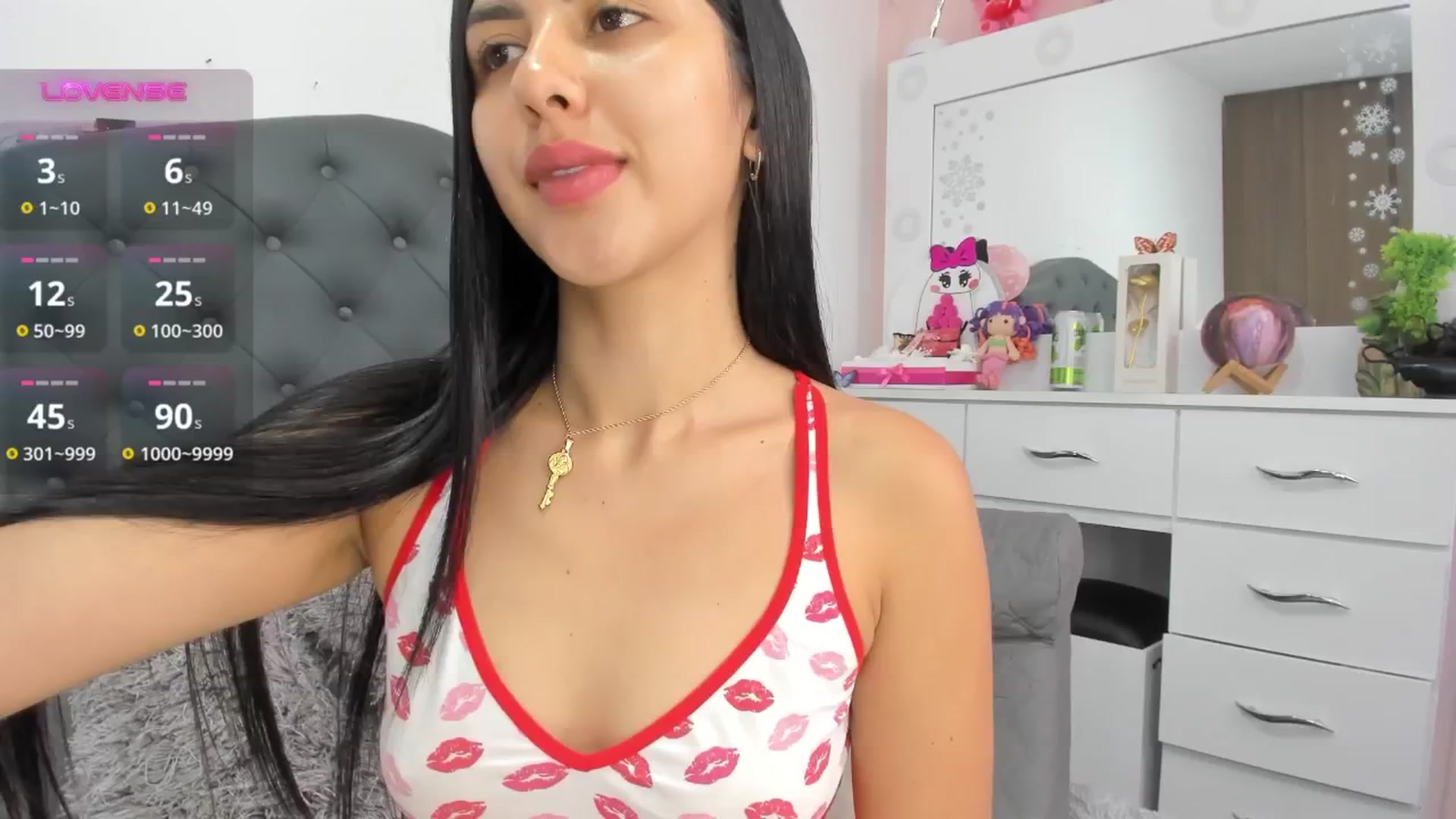 Gallery image thumbnail from WhitneyR's myfreecams stream on, 11/23/2024, 15:08 image 18 of 20