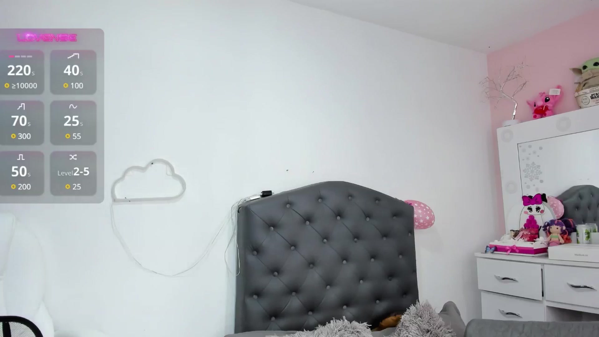 Gallery image thumbnail from WhitneyR's myfreecams stream on, 11/27/2024, 15:05 image 9 of 20