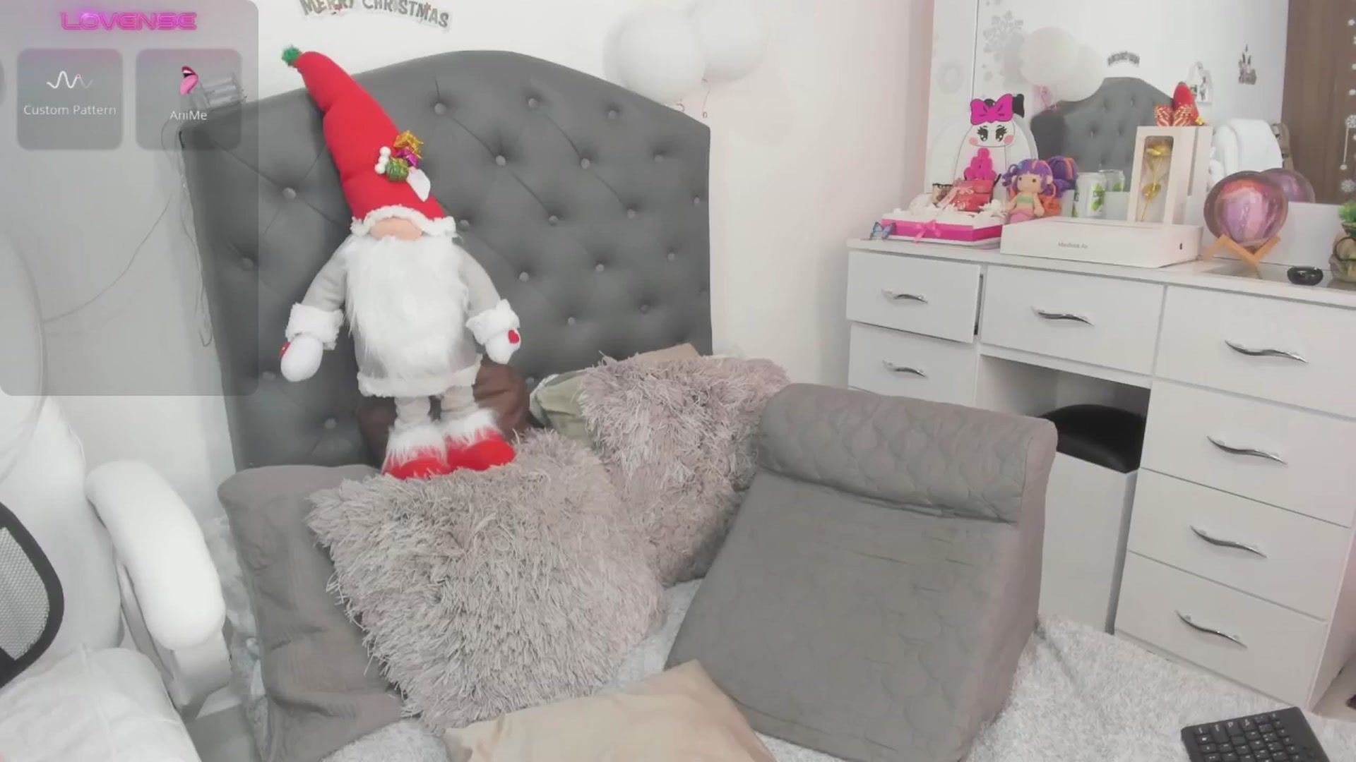 Gallery image thumbnail from WhitneyR's myfreecams stream on, 12/01/2024, 15:58 image 12 of 20