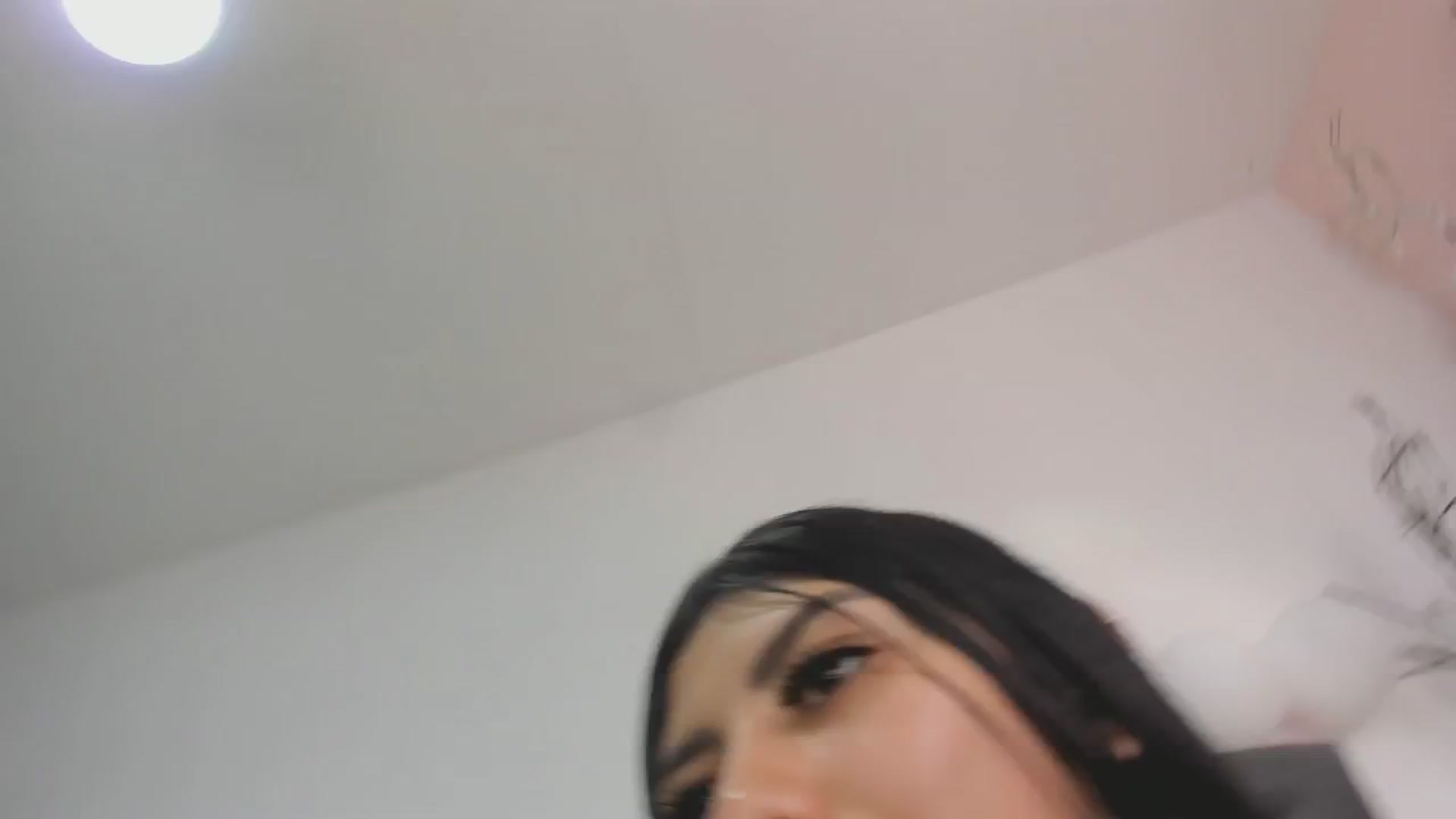 Gallery image thumbnail from WhitneyR's myfreecams stream on, 12/08/2024, 18:13 image 7 of 20