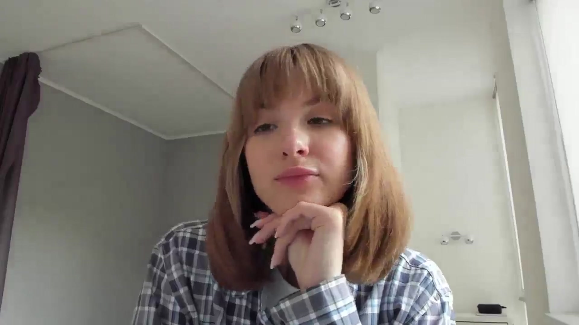 Gallery image thumbnail from WhoIsSofi's myfreecams stream on, 04/24/2025, 13:08 image 15 of 20