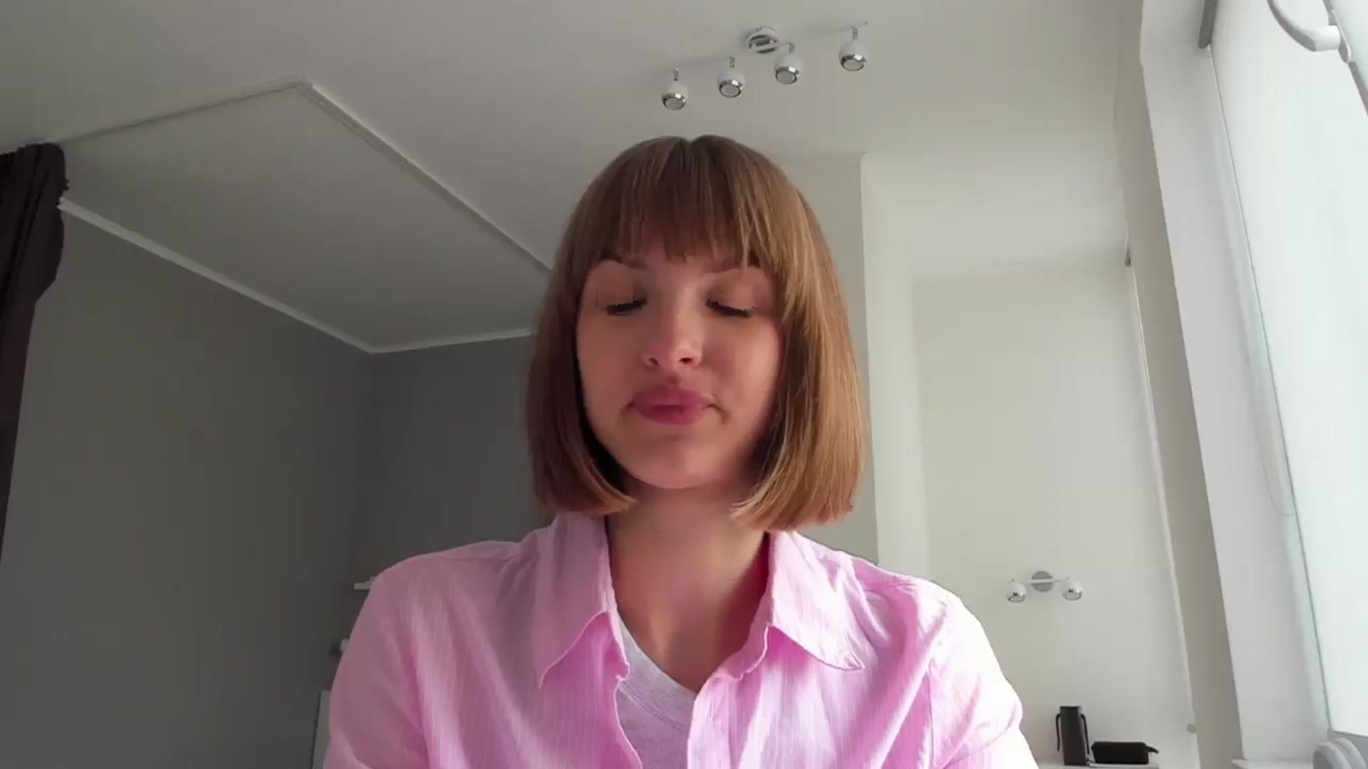 Gallery image thumbnail from WhoIsSofi's myfreecams stream on, 05/06/2025, 13:48 image 14 of 20