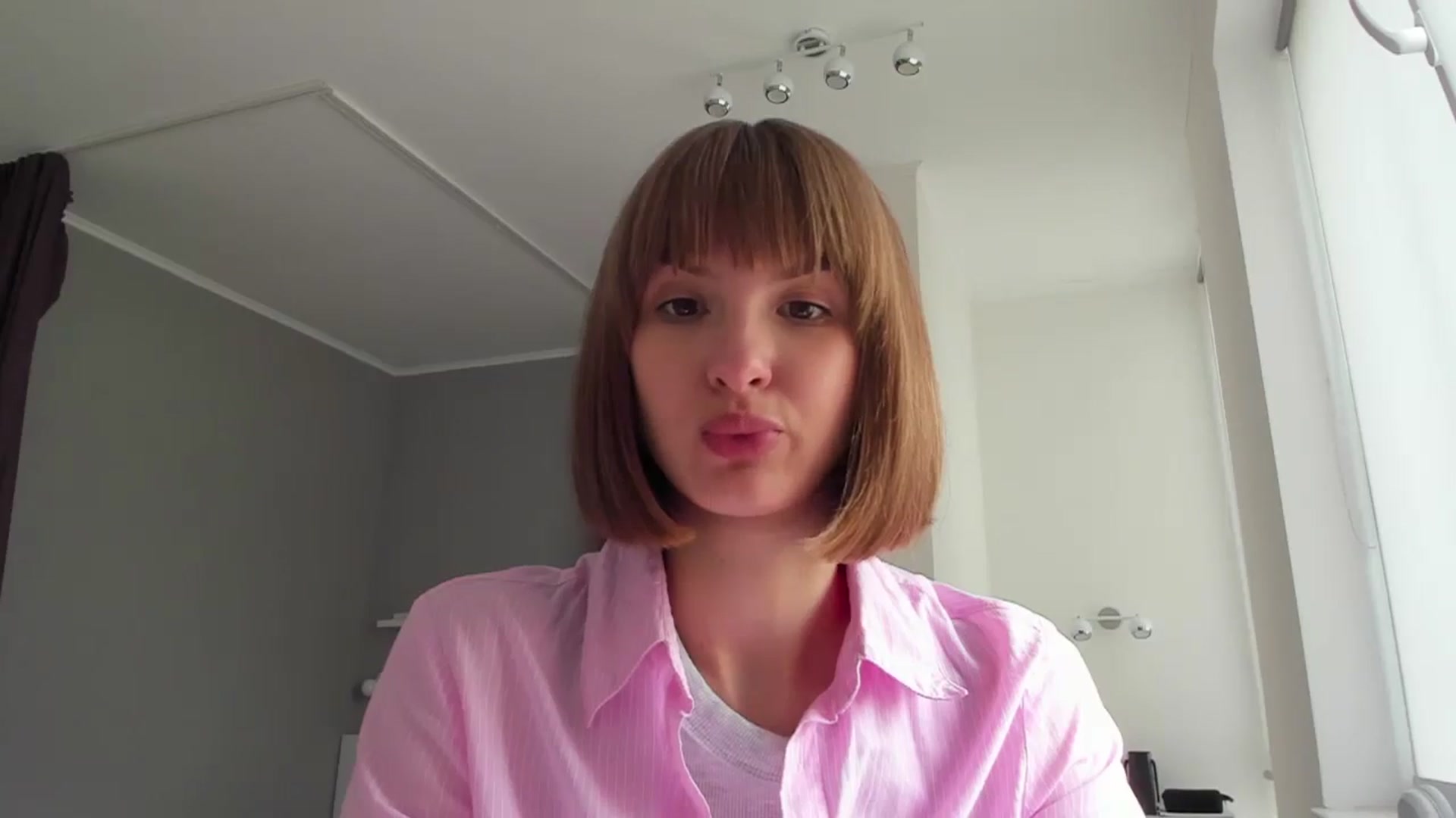 Gallery image thumbnail from WhoIsSofi's myfreecams stream on, 05/06/2025, 13:48 image 10 of 20
