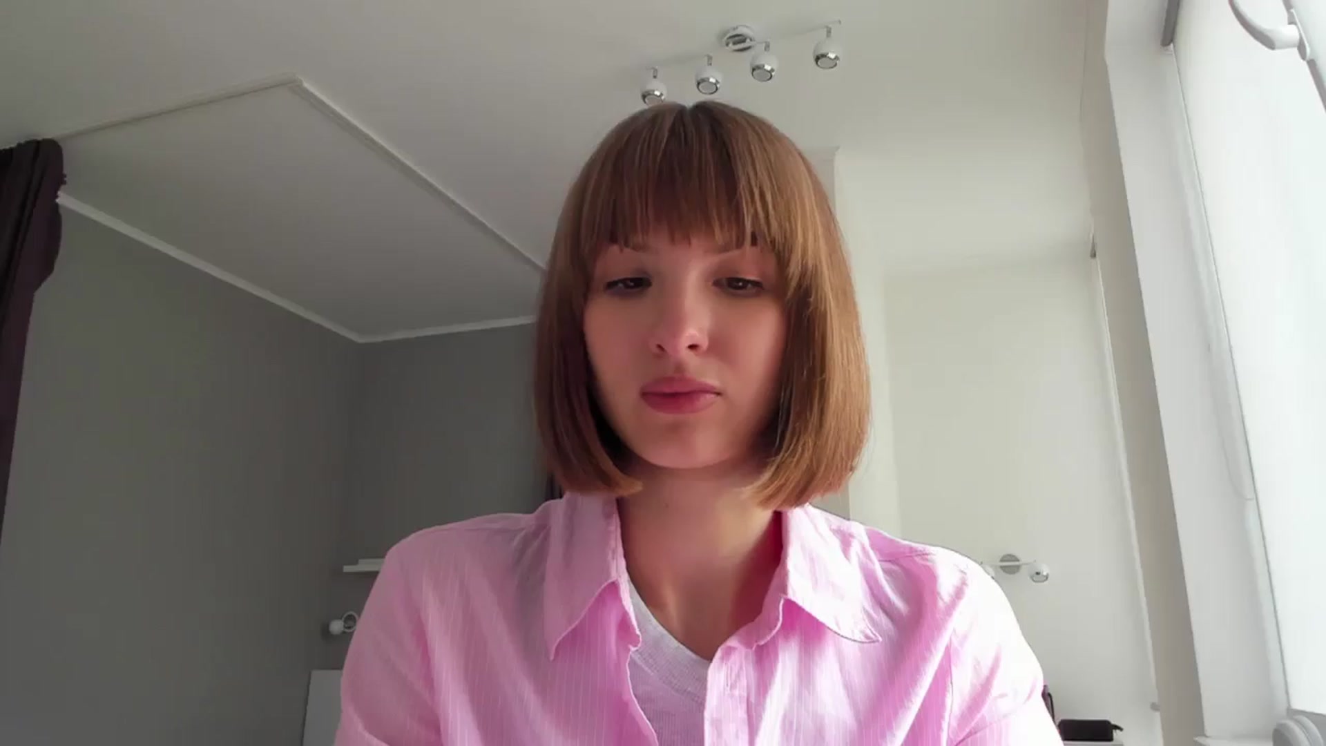 Gallery image thumbnail from WhoIsSofi's myfreecams stream on, 05/06/2025, 13:48 image 12 of 20