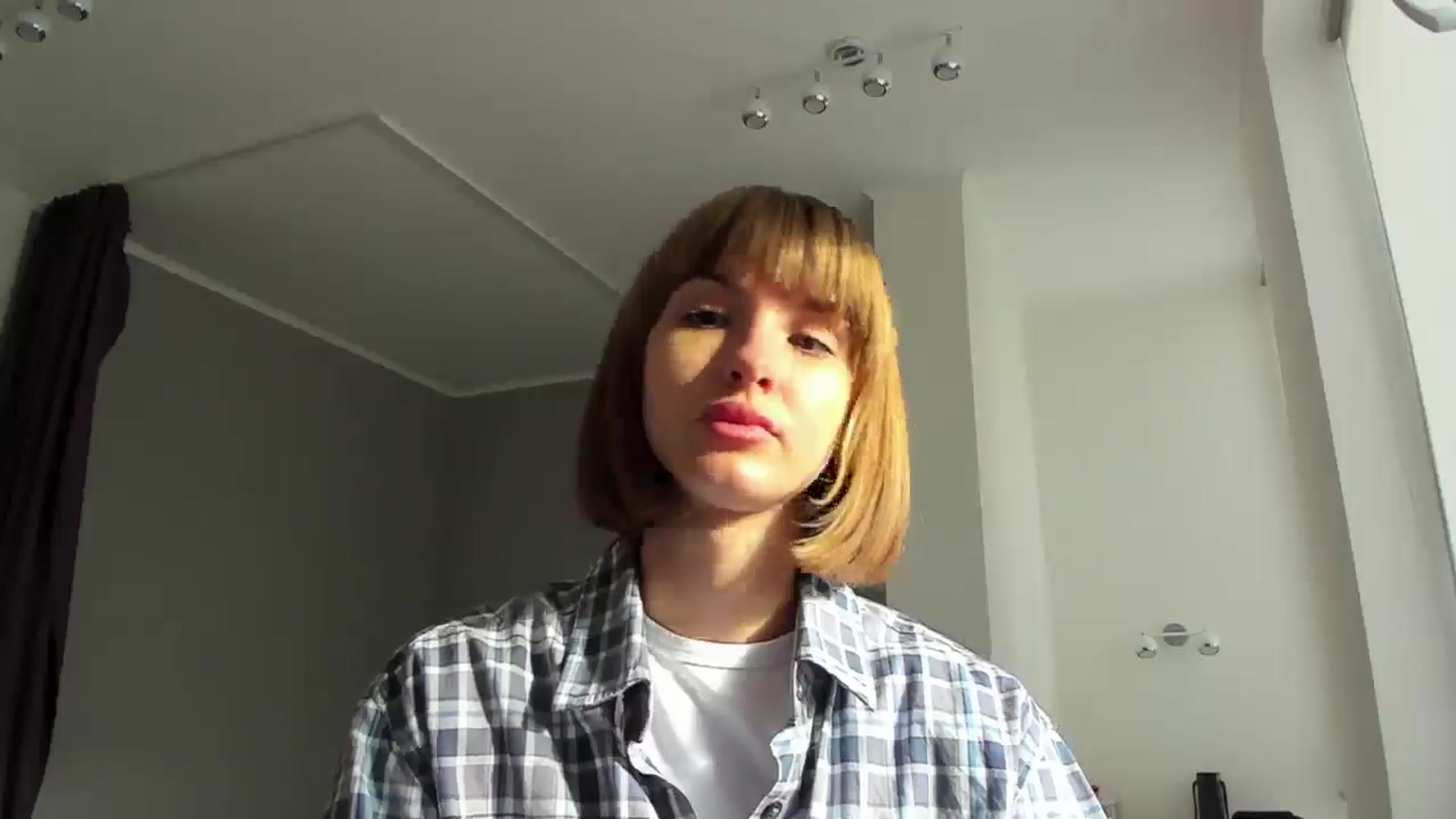 Gallery image thumbnail from WhoIsSofi's myfreecams stream on, 05/07/2025, 15:08 image 20 of 20