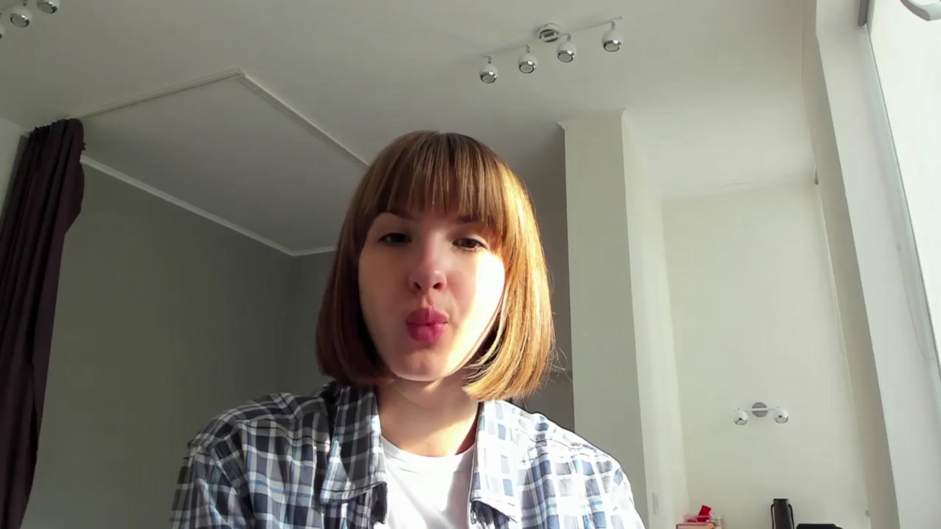 Gallery image thumbnail from WhoIsSofi's myfreecams stream on, 05/07/2025, 15:08 image 16 of 20