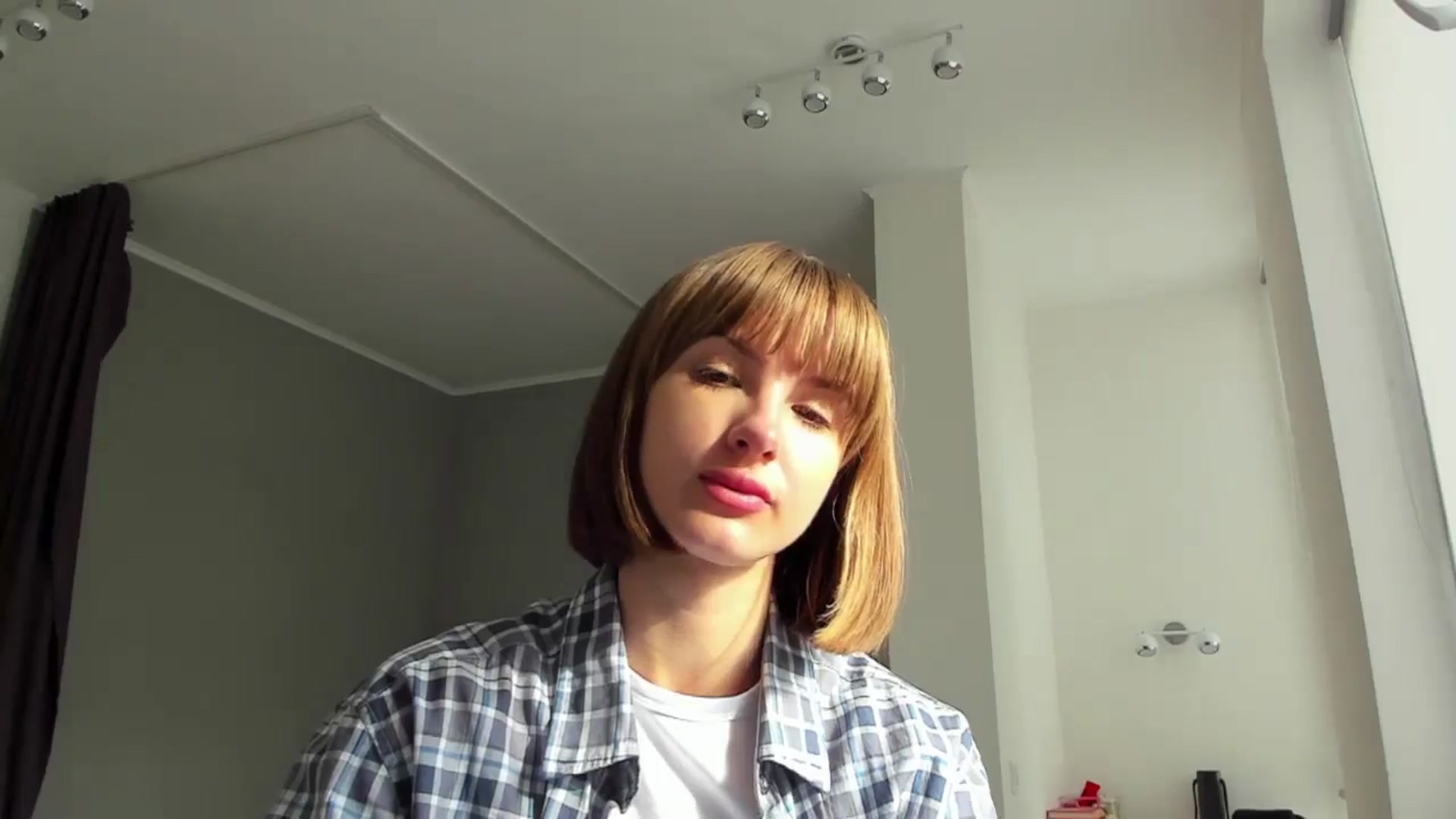 Gallery image thumbnail from WhoIsSofi's myfreecams stream on, 05/07/2025, 15:08 image 3 of 20