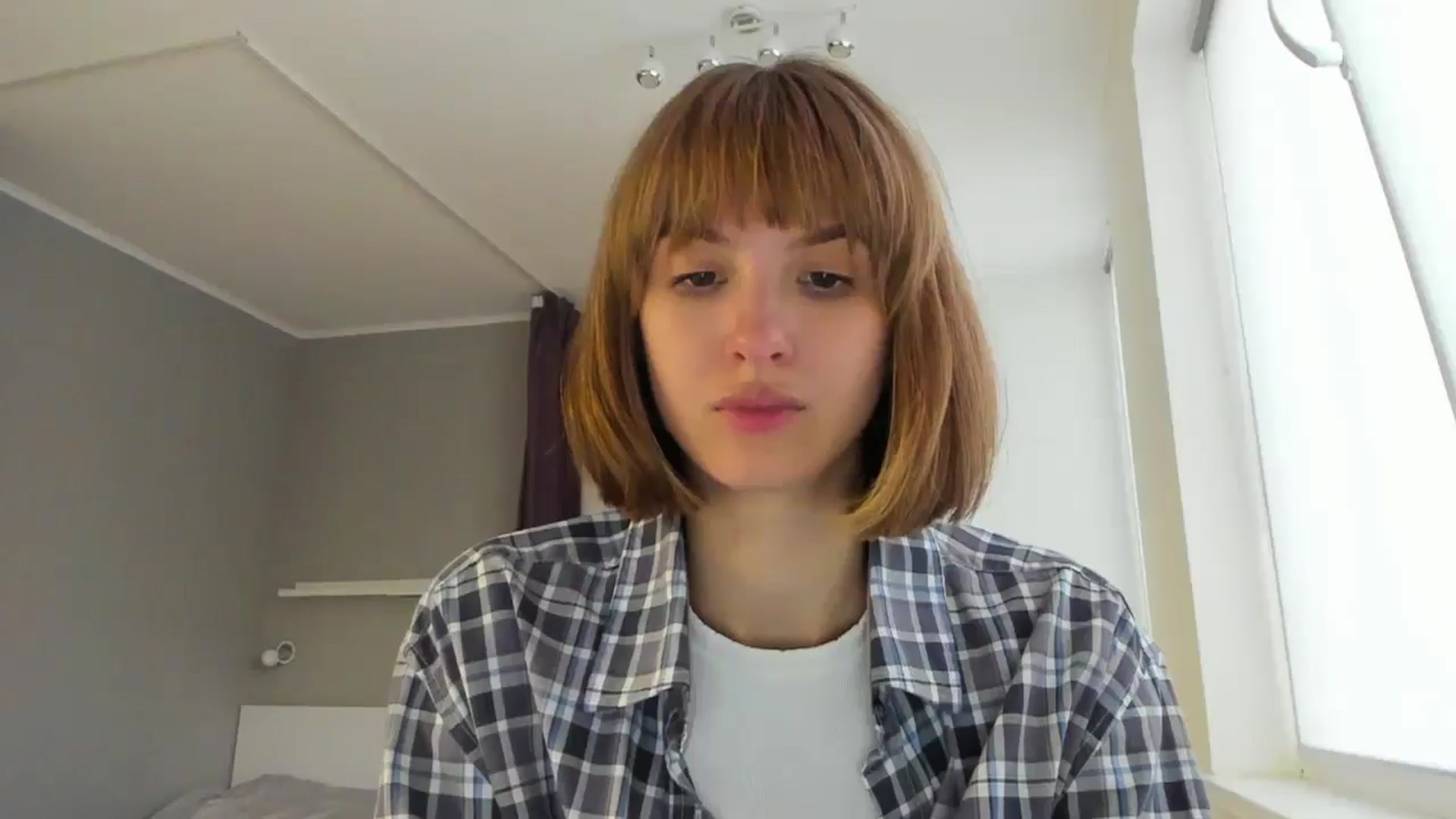 Gallery image thumbnail from WhoIsSofi's myfreecams stream on, 05/19/2025, 16:40 image 12 of 20