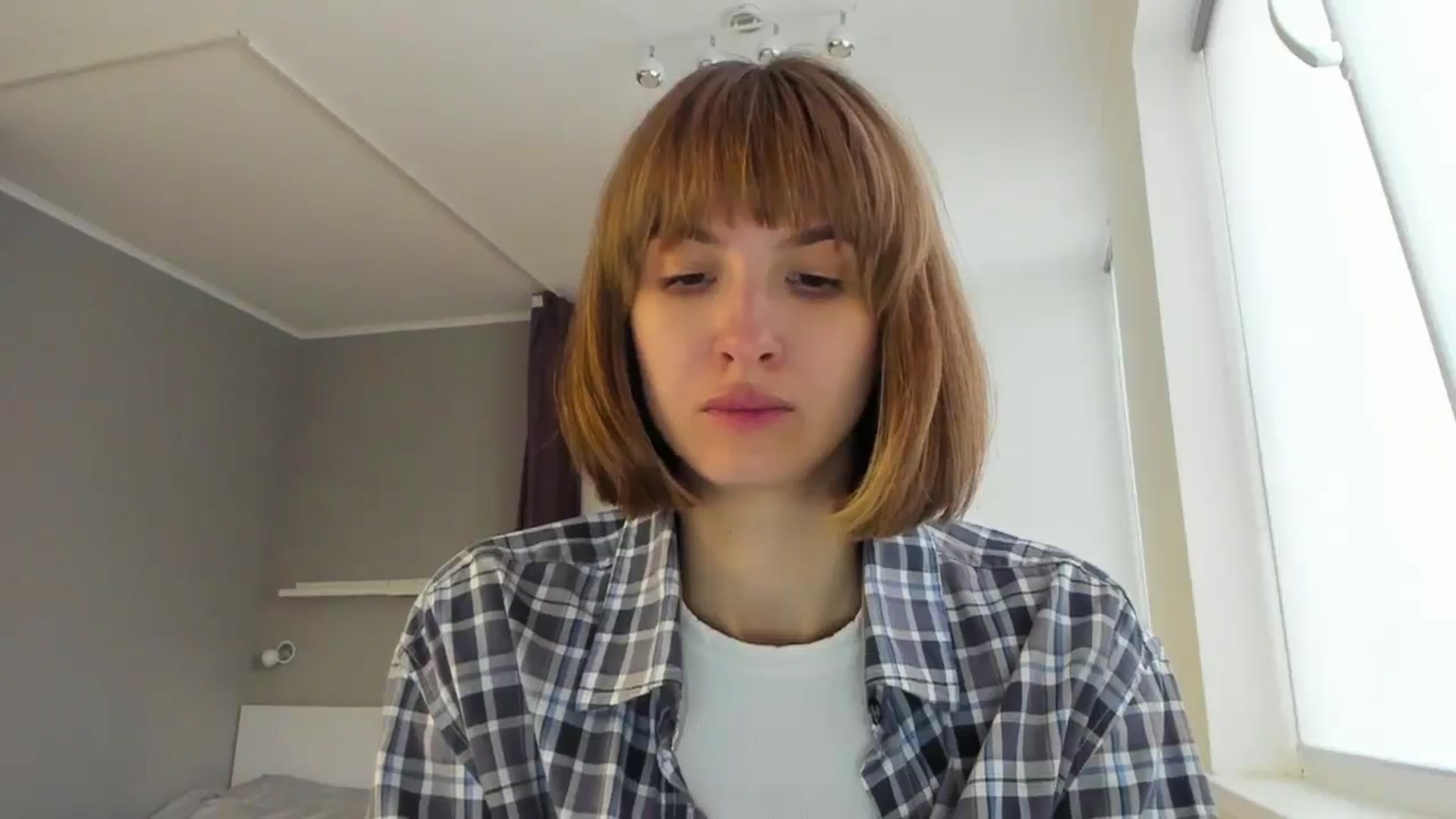 Gallery image thumbnail from WhoIsSofi's myfreecams stream on, 05/19/2025, 16:40 image 13 of 20