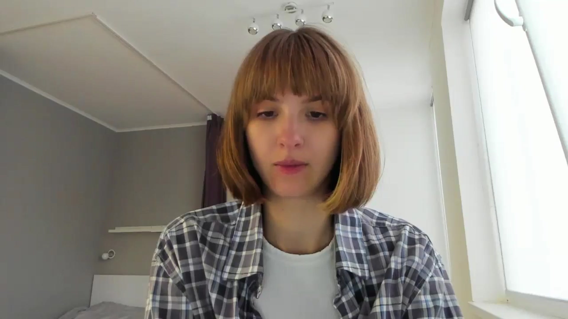 Gallery image thumbnail from WhoIsSofi's myfreecams stream on, 05/19/2025, 16:40 image 6 of 20