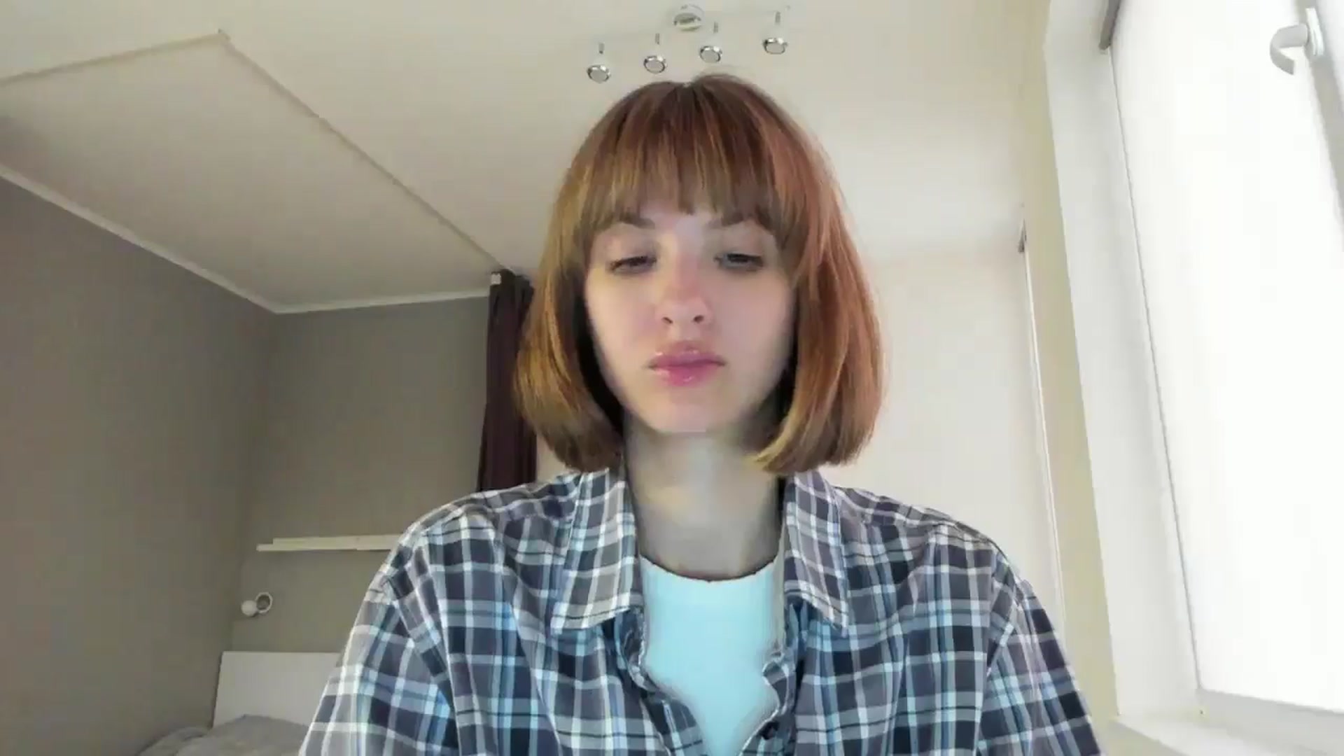 Gallery image thumbnail from WhoIsSofi's myfreecams stream on, 05/19/2025, 17:33 image 14 of 20