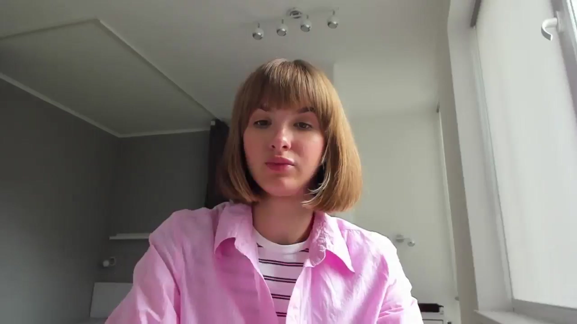 Gallery image thumbnail from WhoIsSofi's myfreecams stream on, 05/20/2025, 12:13 image 19 of 20