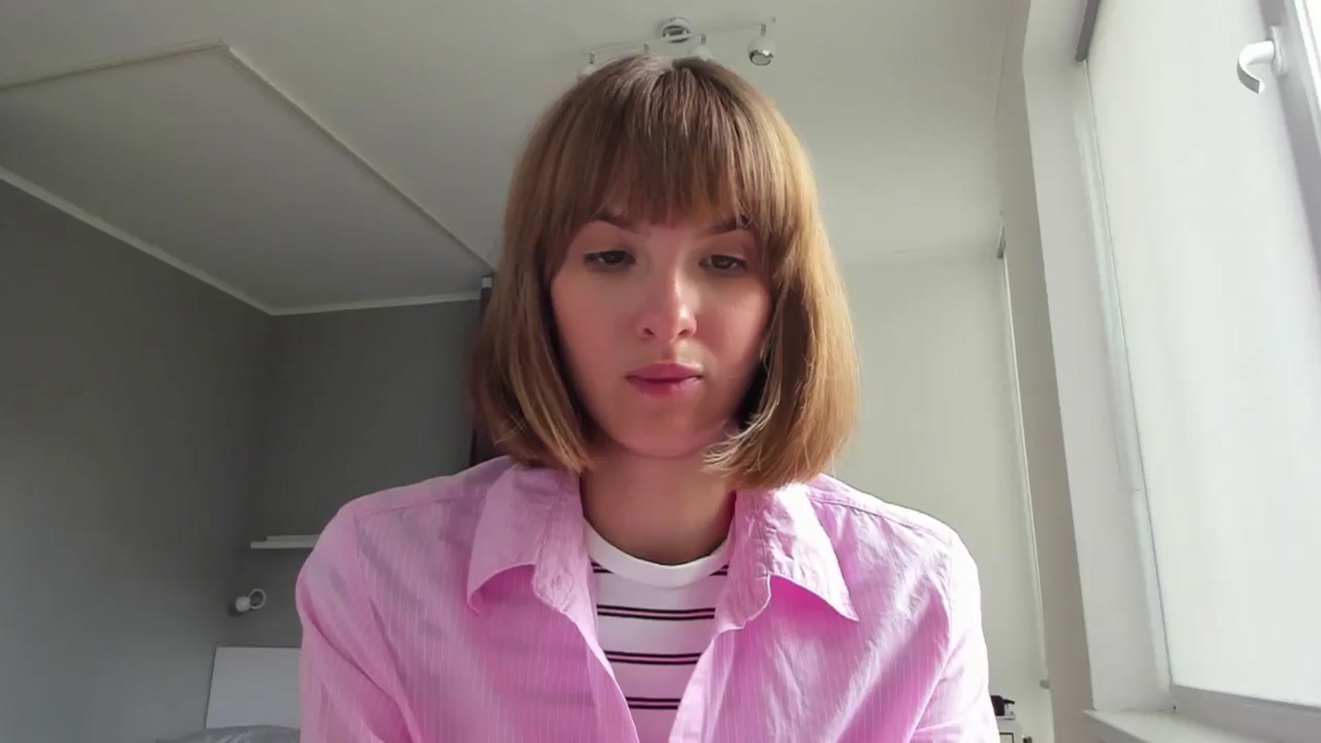 Gallery image thumbnail from WhoIsSofi's myfreecams stream on, 05/20/2025, 12:13 image 16 of 20