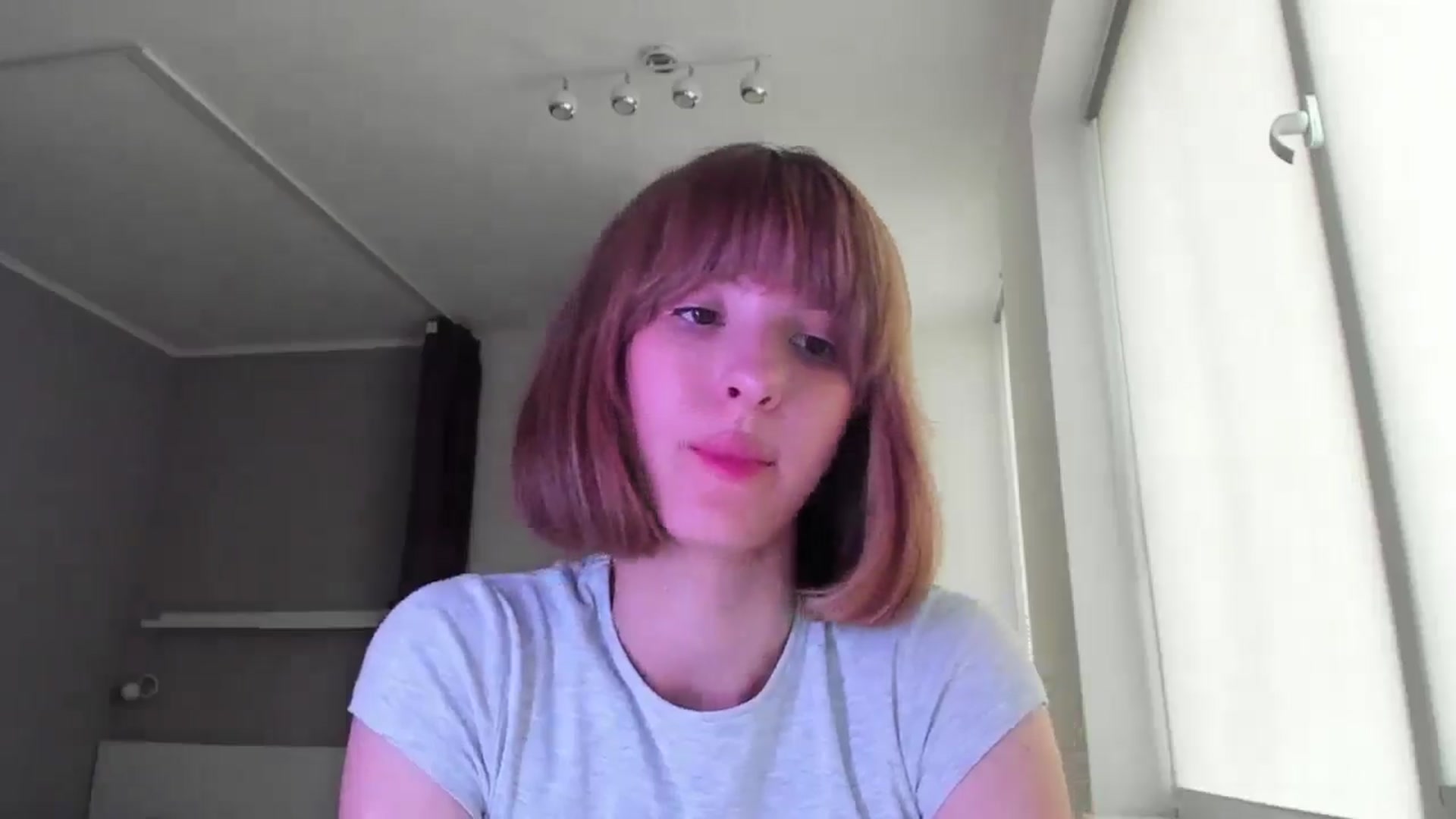 Gallery image thumbnail from WhoIsSofi's myfreecams stream on, 06/03/2025, 16:34 image 11 of 20