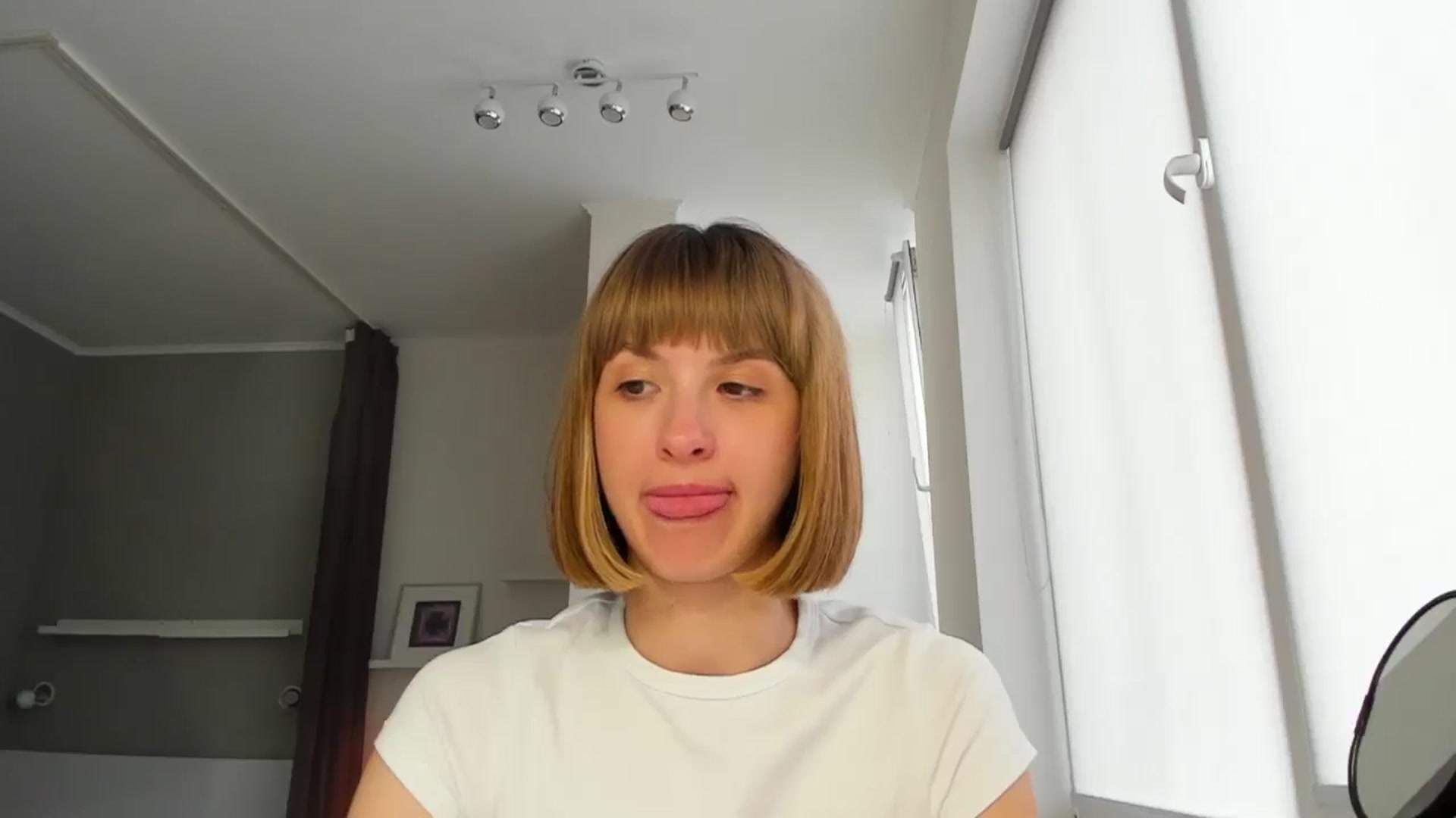 Gallery image thumbnail from WhoIsSofi's myfreecams stream on, 06/18/2025, 17:10 image 13 of 20