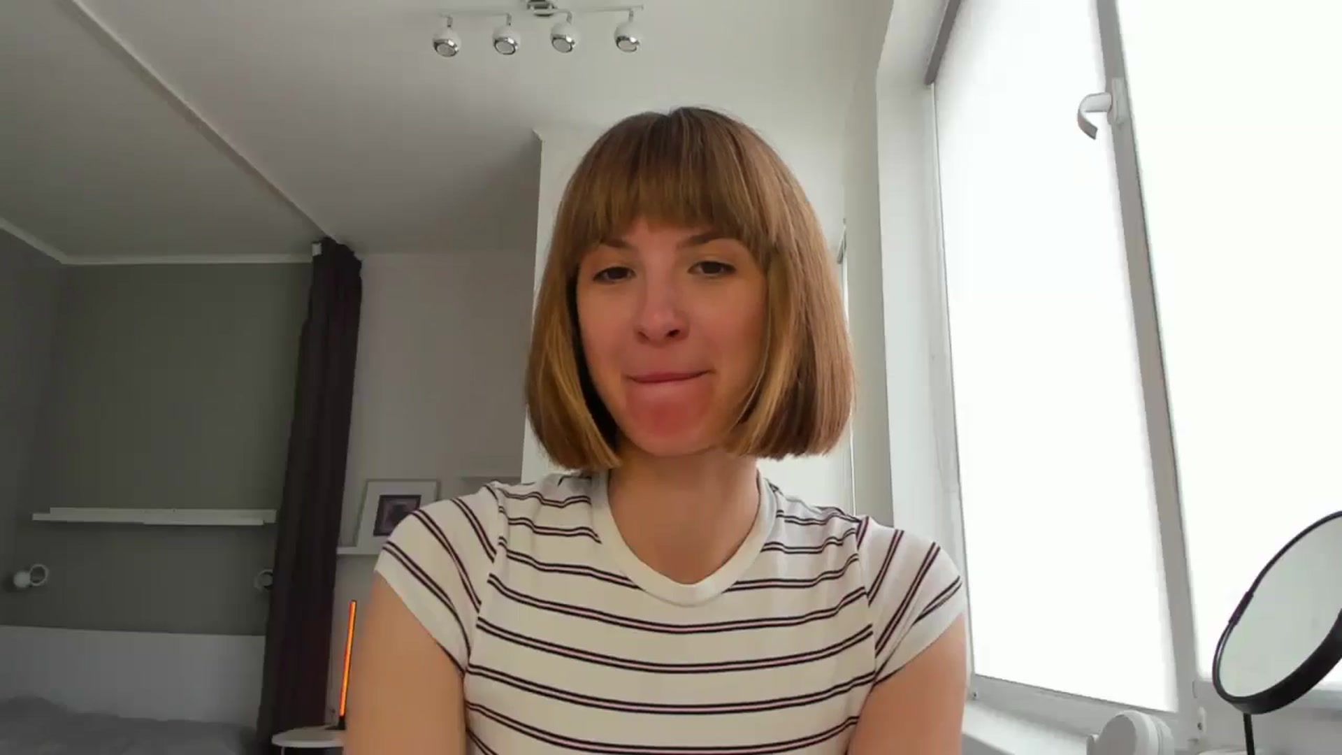 Gallery image thumbnail from WhoIsSofi's myfreecams stream on, 06/19/2025, 13:22 image 19 of 20