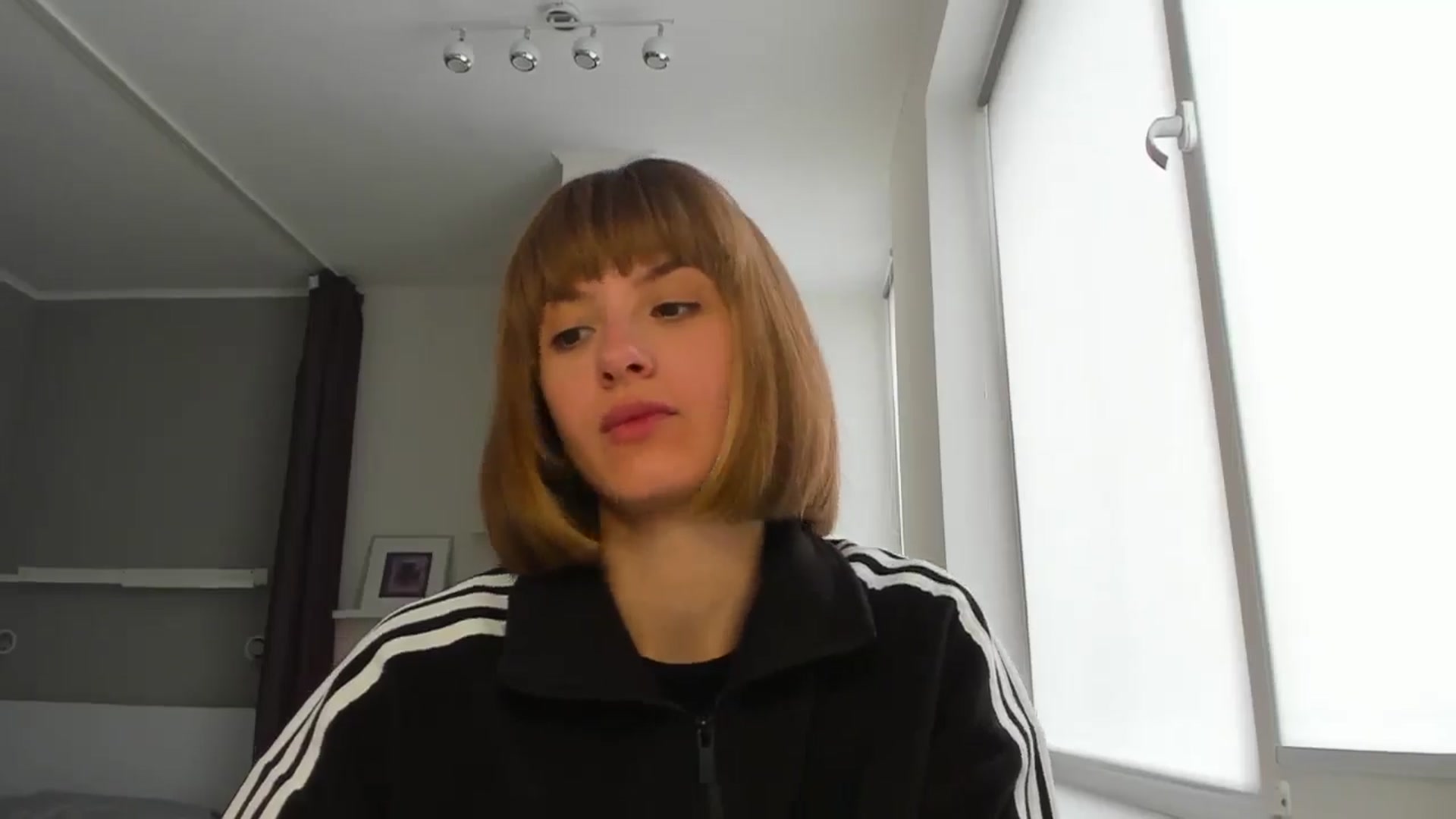 Gallery image thumbnail from WhoIsSofi's myfreecams stream on, 06/26/2025, 13:10 image 16 of 20