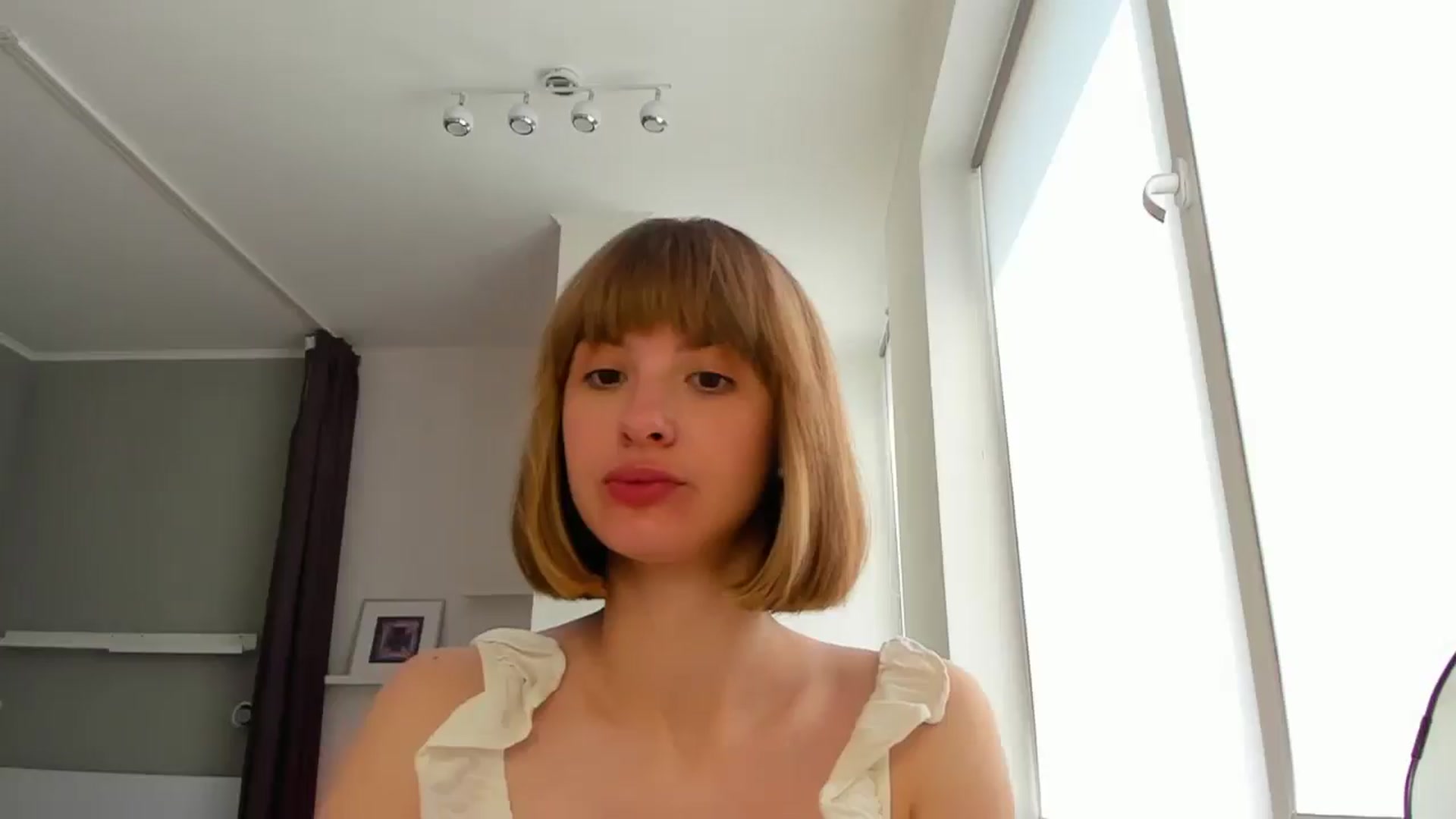 Gallery image thumbnail from WhoIsSofi's myfreecams stream on, 07/04/2025, 12:33 image 15 of 20