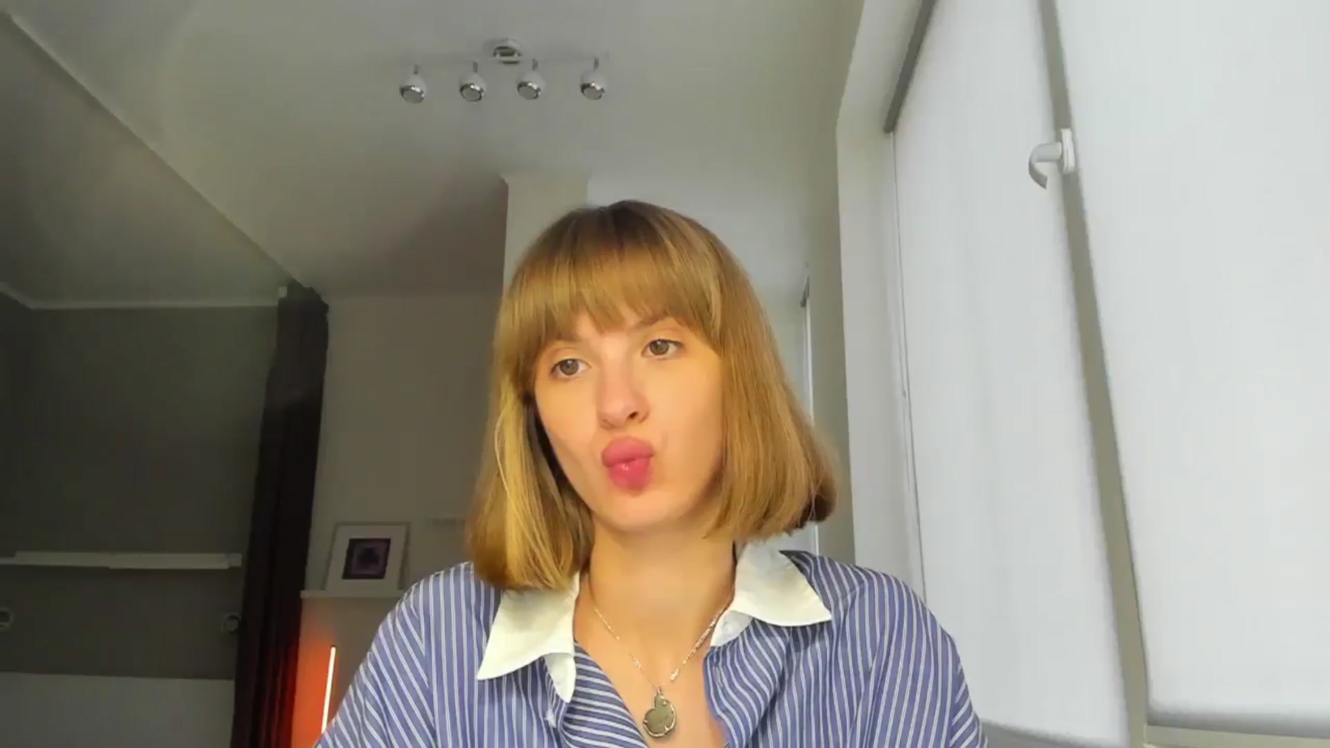 Gallery image thumbnail from WhoIsSofi's myfreecams stream on, 07/22/2025, 16:00 image 18 of 20