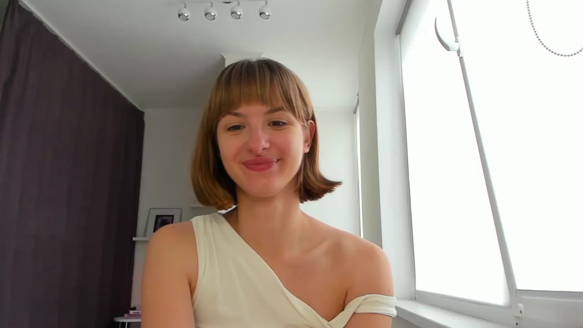 Gallery image thumbnail from WhoIsSofi's myfreecams stream on, 07/31/2025, 13:31 image 14 of 20