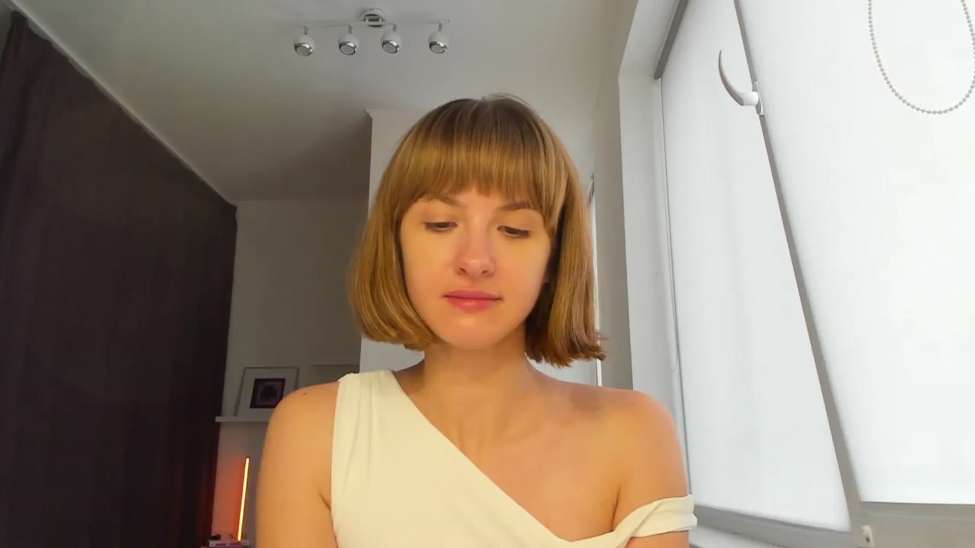 Gallery image thumbnail from WhoIsSofi's myfreecams stream on, 07/31/2025, 15:19 image 16 of 20