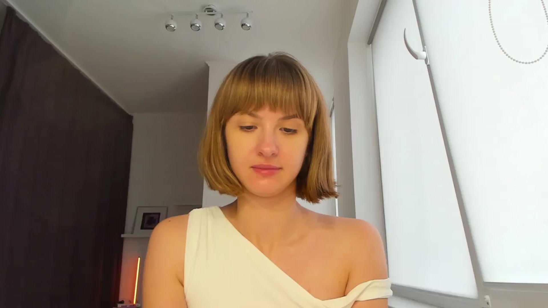 Gallery image thumbnail from WhoIsSofi's myfreecams stream on, 07/31/2025, 15:19 image 13 of 20