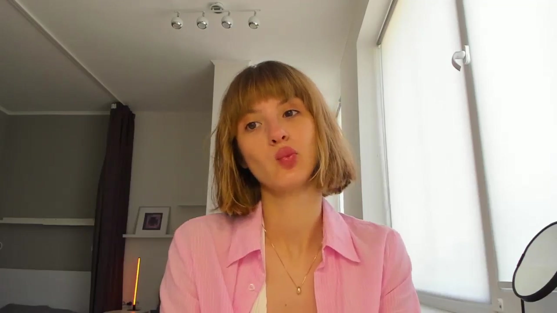 Gallery image thumbnail from WhoIsSofi's myfreecams stream on, 08/05/2025, 09:43 image 12 of 20
