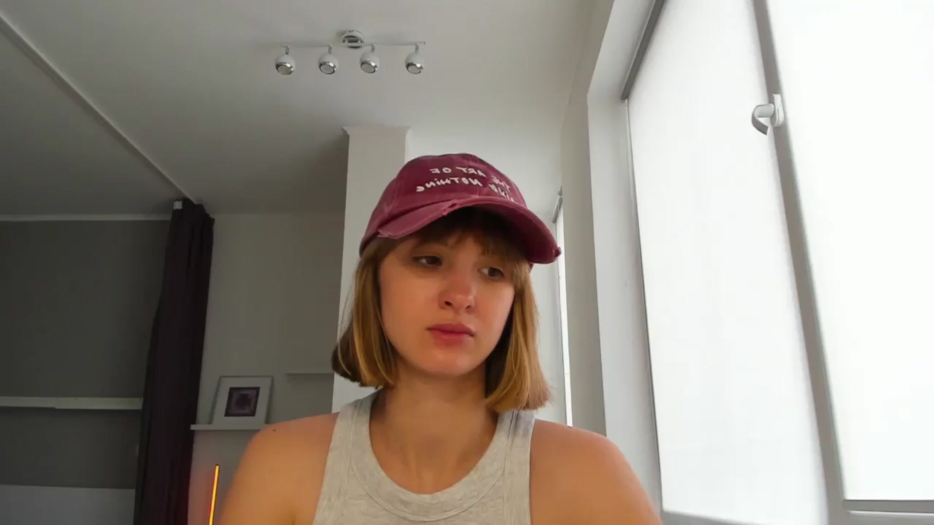 Gallery image thumbnail from WhoIsSofi's myfreecams stream on, 08/07/2025, 14:26 image 11 of 20