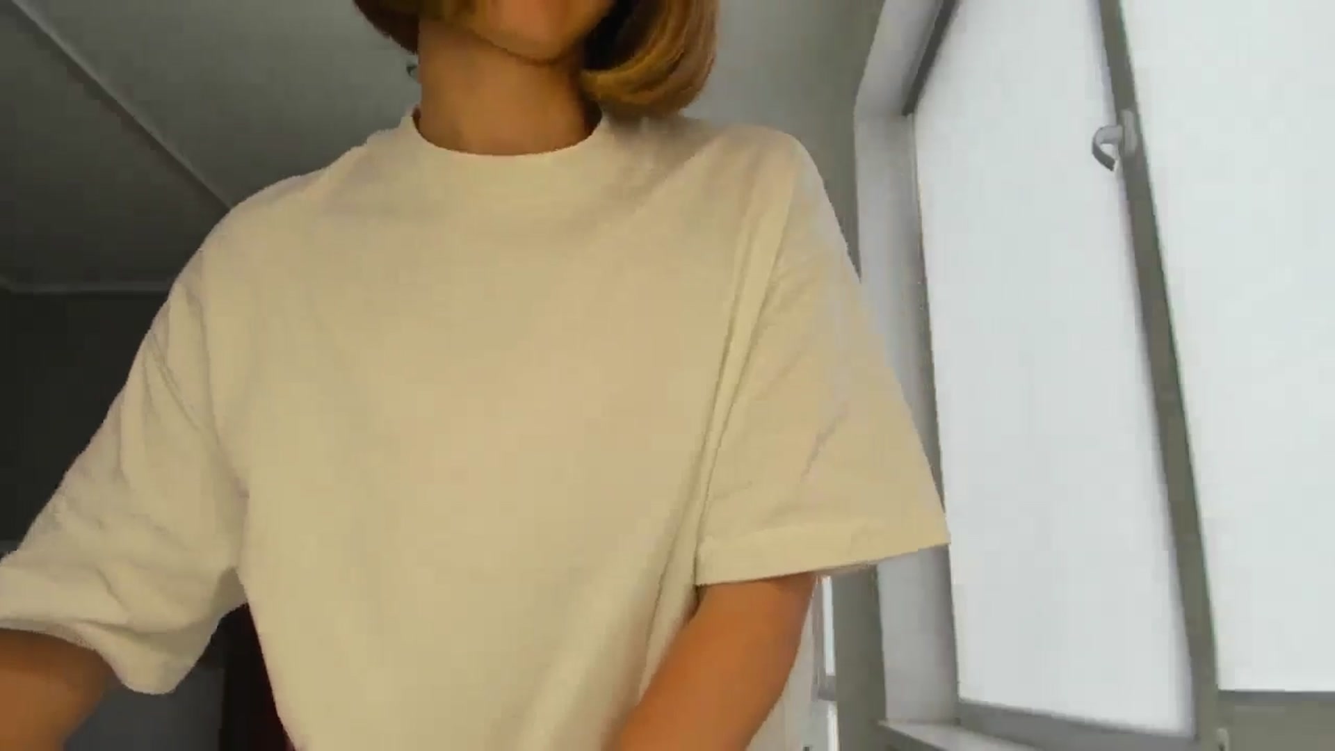 Gallery image thumbnail from WhoIsSofi's myfreecams stream on, 08/13/2025, 14:13 image 15 of 20