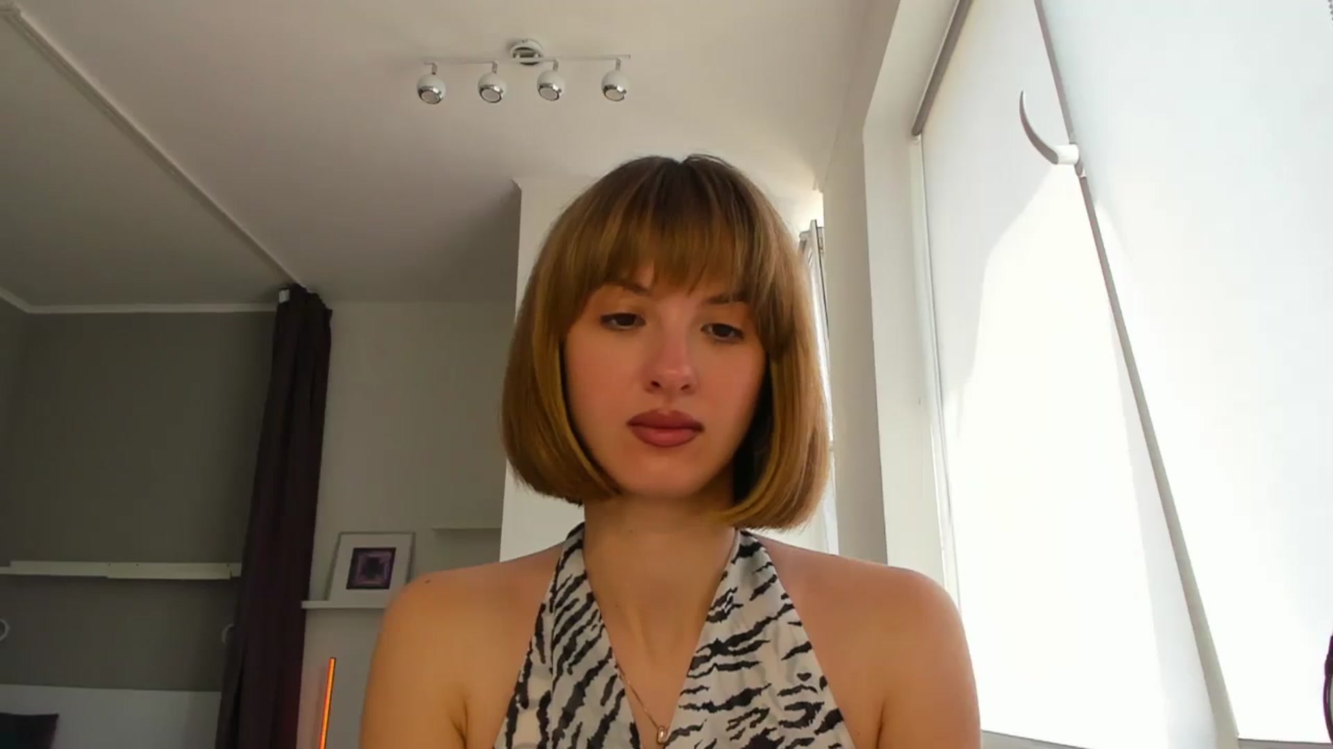 Gallery image thumbnail from WhoIsSofi's myfreecams stream on, 08/14/2025, 11:37 image 15 of 20