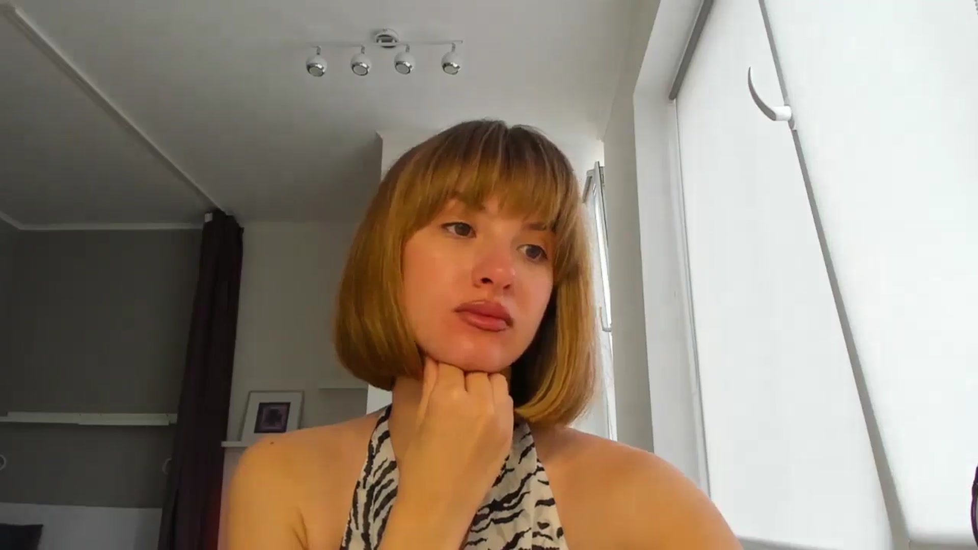 Gallery image thumbnail from WhoIsSofi's myfreecams stream on, 08/14/2025, 12:02 image 11 of 20