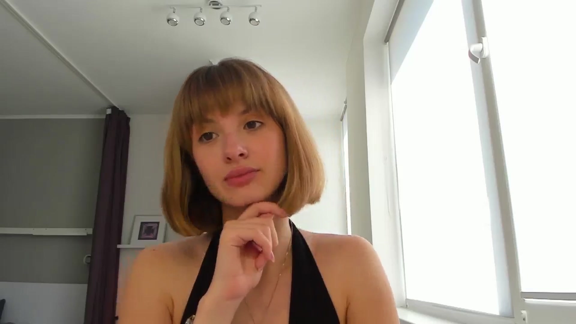 Gallery image thumbnail from WhoIsSofi's myfreecams stream on, 08/15/2025, 12:33 image 16 of 20