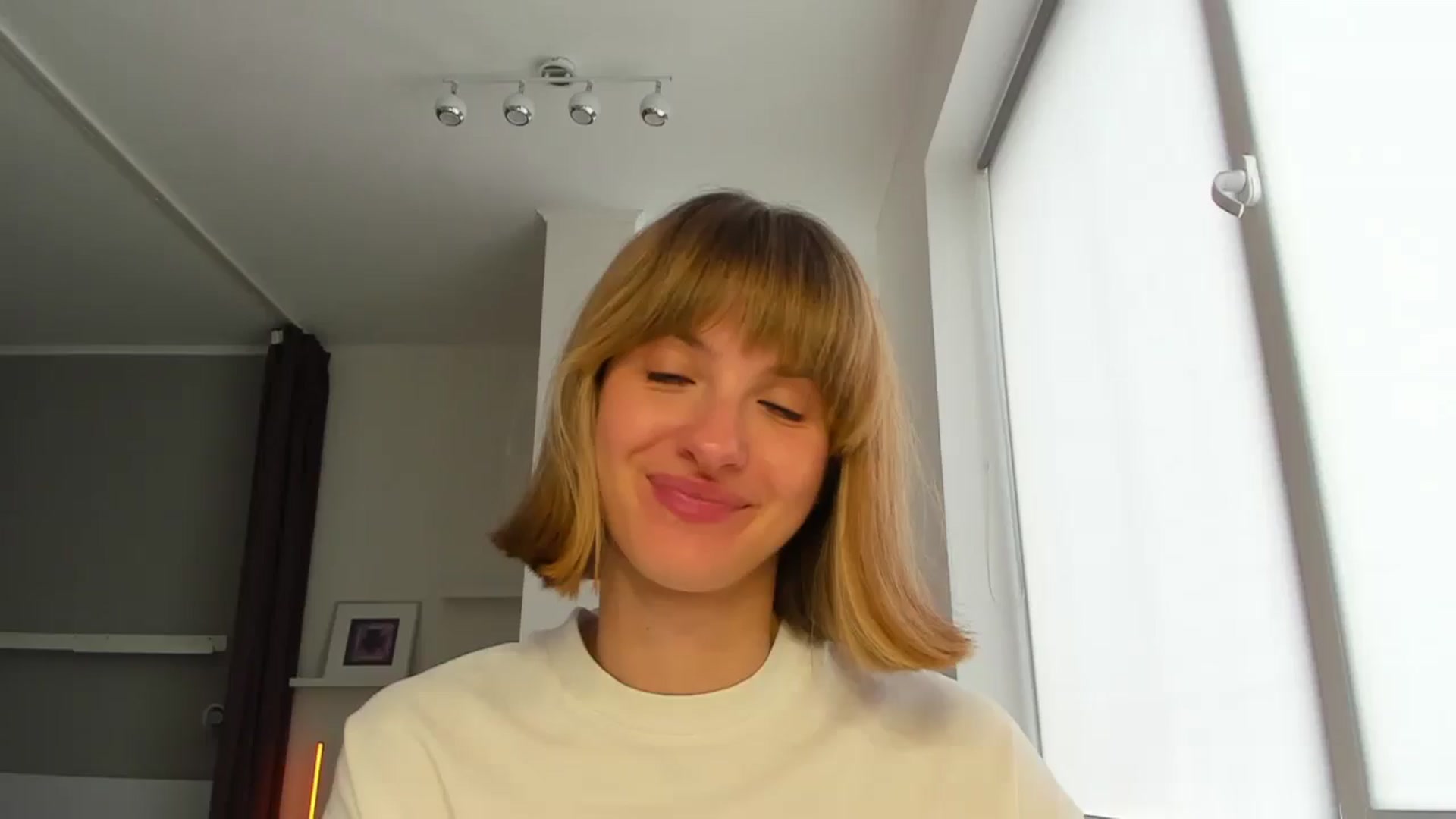 Gallery image thumbnail from WhoIsSofi's myfreecams stream on, 08/19/2025, 15:00 image 9 of 20