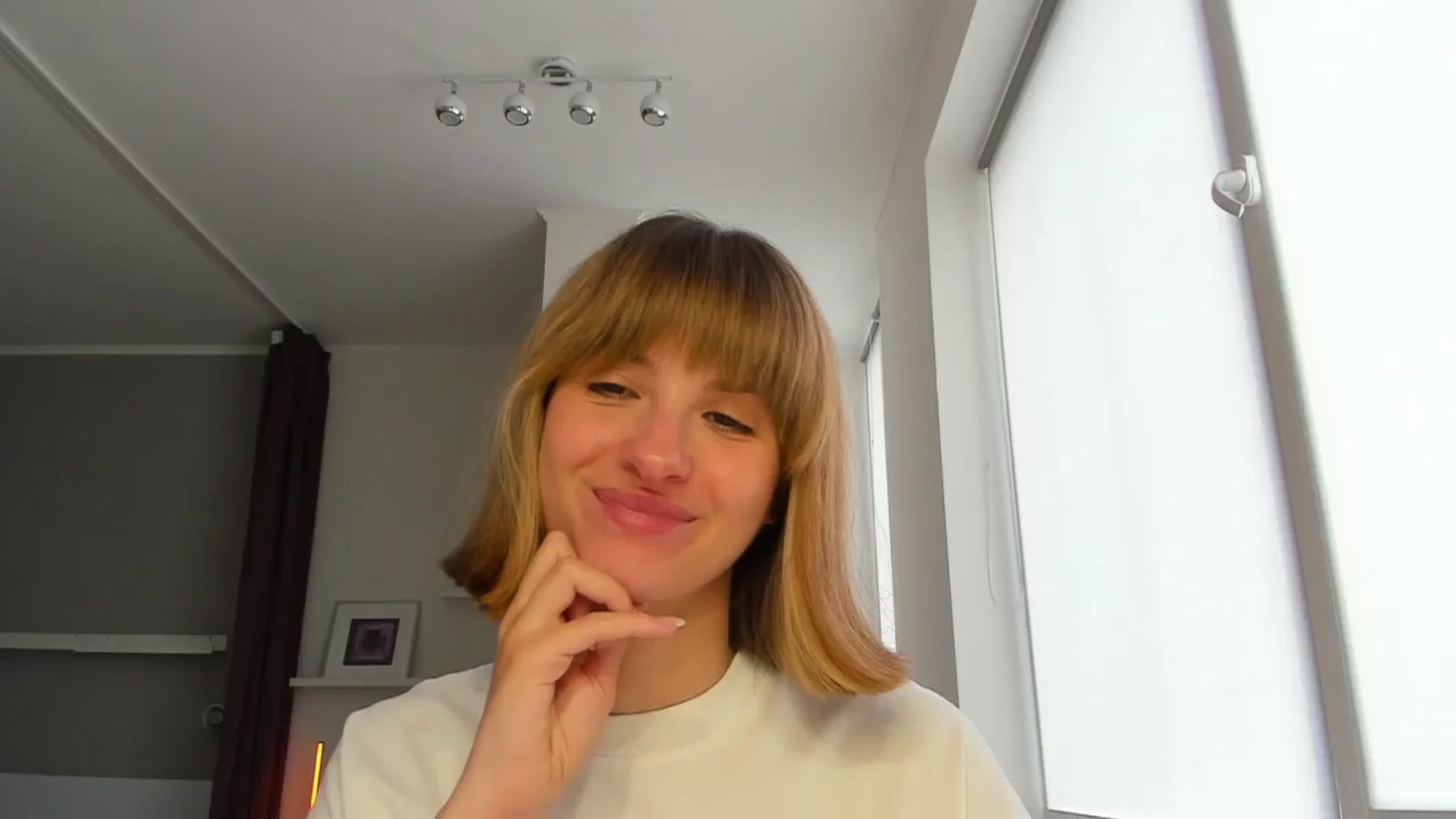 Gallery image thumbnail from WhoIsSofi's myfreecams stream on, 08/19/2025, 15:00 image 20 of 20