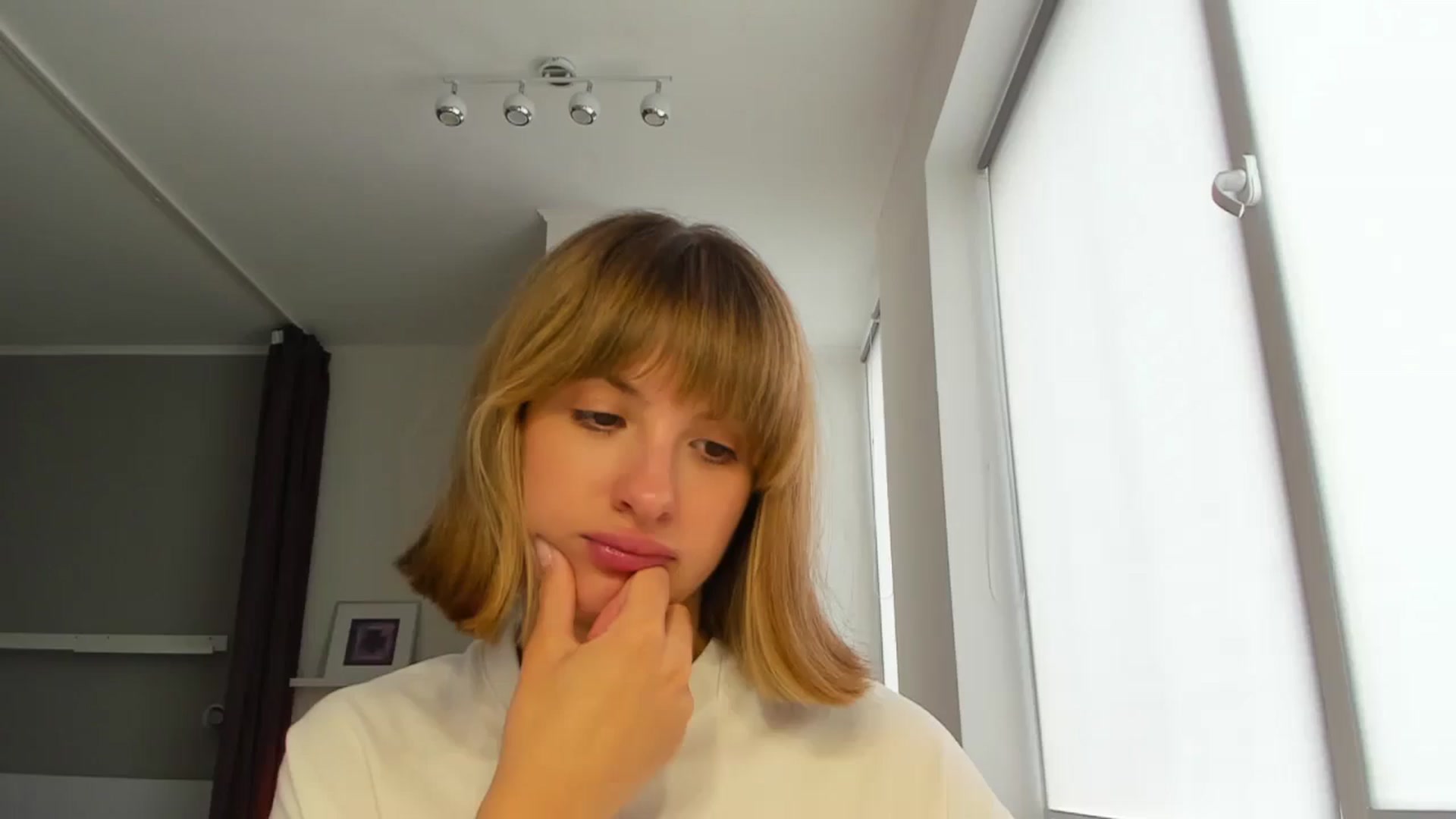 Gallery image thumbnail from WhoIsSofi's myfreecams stream on, 08/19/2025, 15:00 image 6 of 20