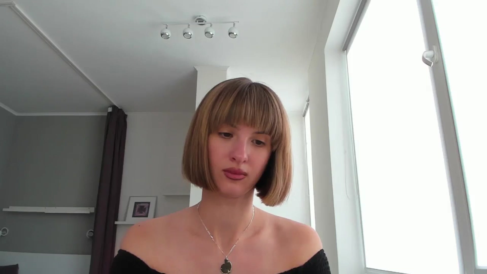 Gallery image thumbnail from WhoIsSofi's myfreecams stream on, 08/20/2025, 15:02 image 17 of 20
