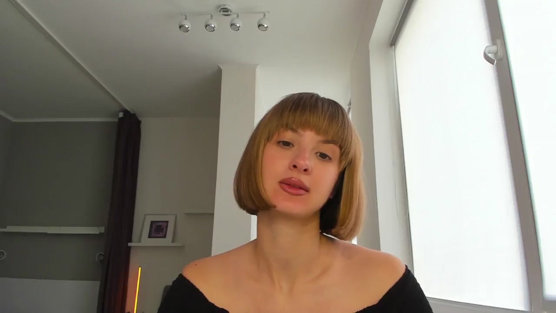 Gallery image thumbnail from WhoIsSofi's myfreecams stream on, 08/21/2025, 15:13 image 7 of 20