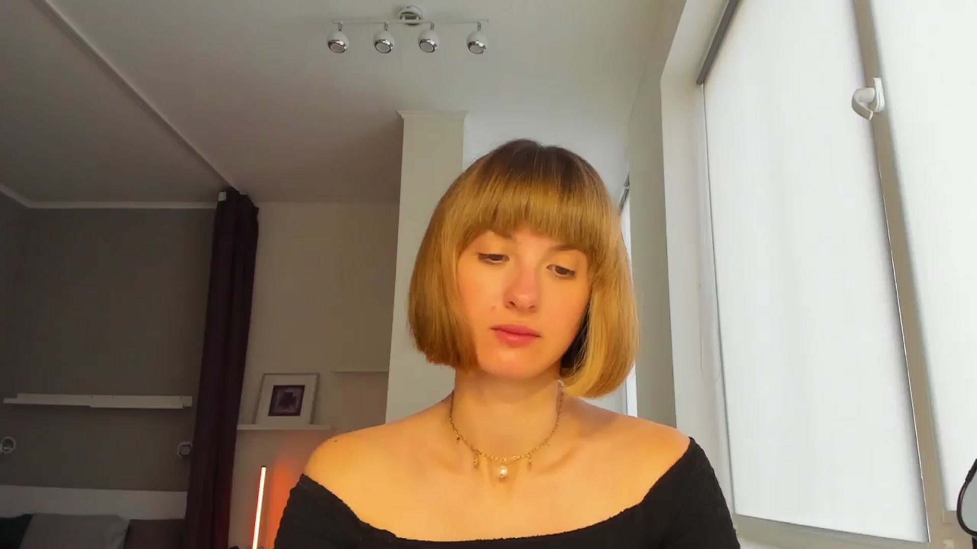 Gallery image thumbnail from WhoIsSofi's myfreecams stream on, 08/28/2025, 16:31 image 10 of 20