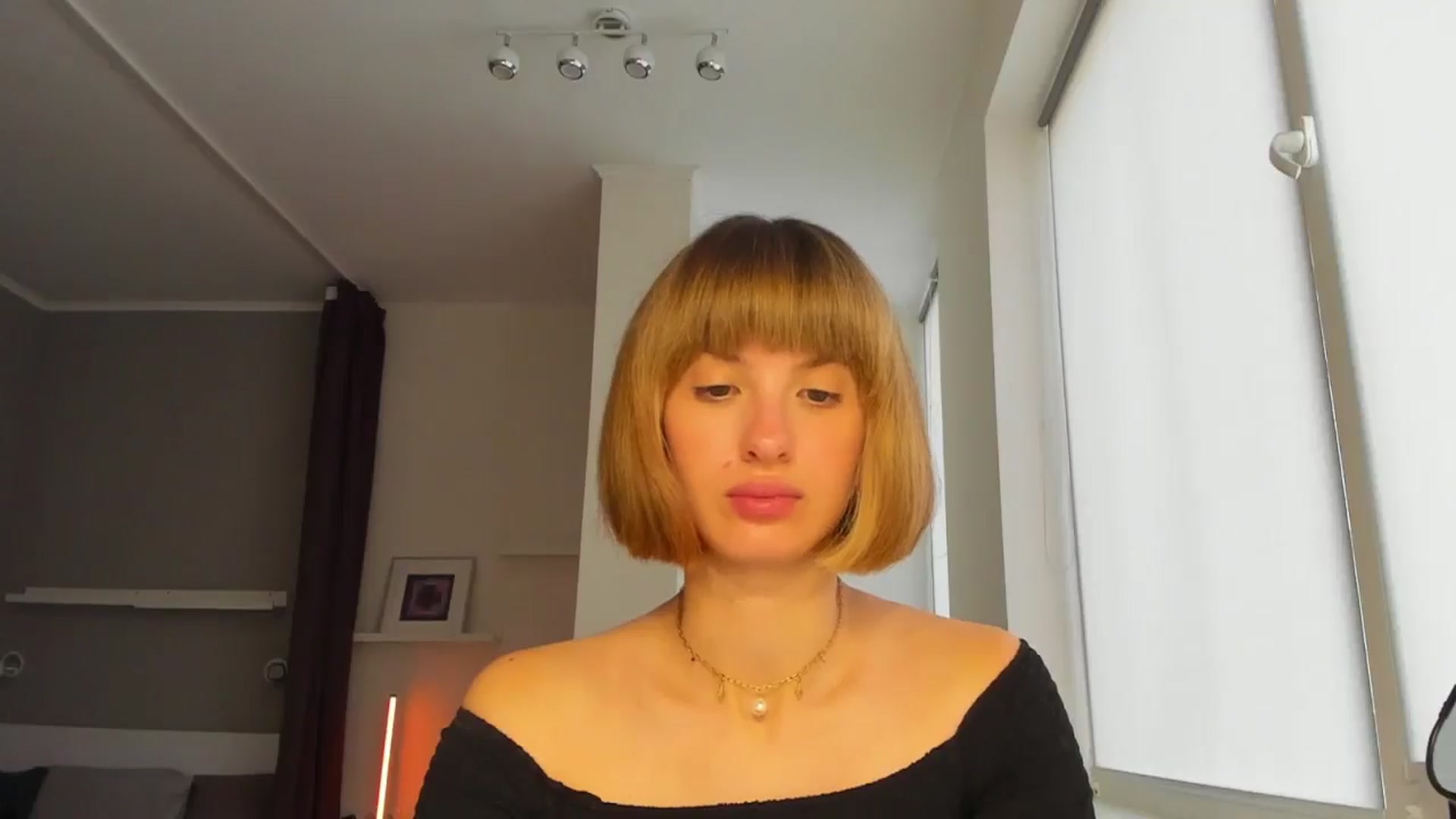 Gallery image thumbnail from WhoIsSofi's myfreecams stream on, 08/28/2025, 16:31 image 11 of 20