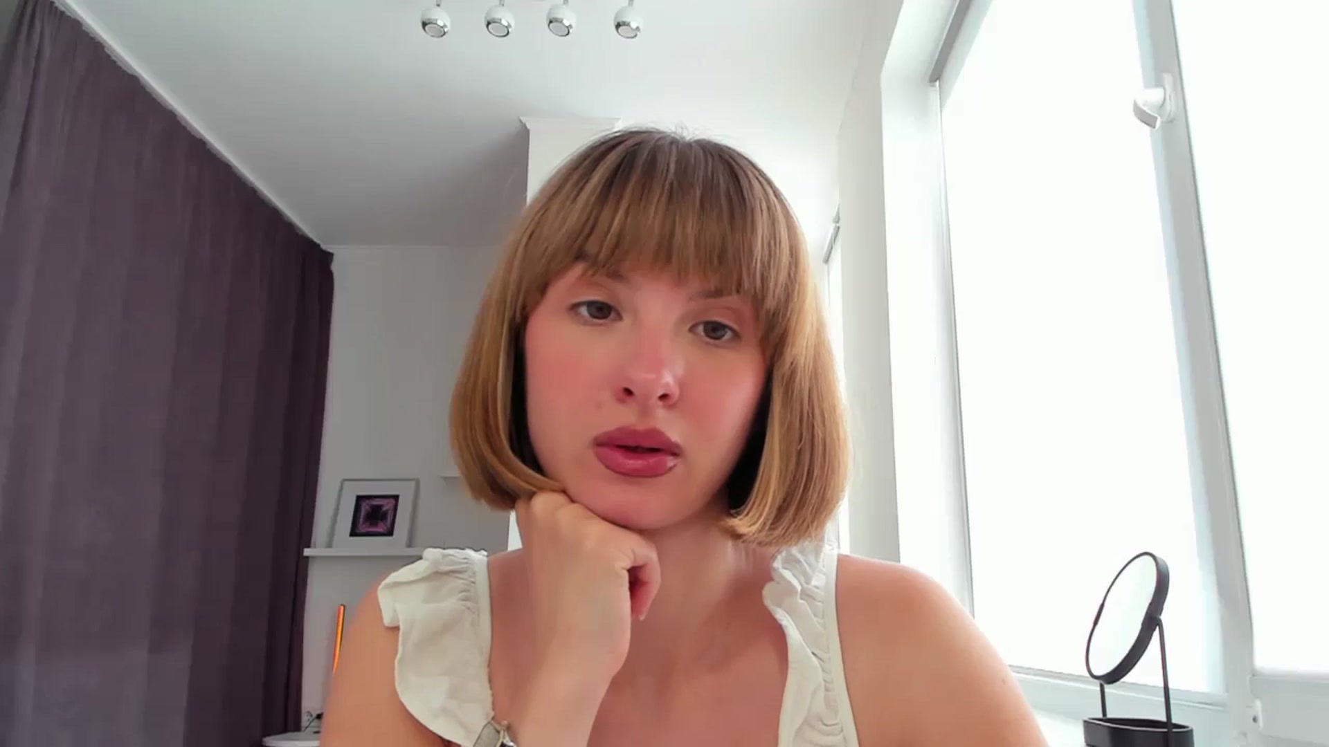 Gallery image thumbnail from WhoIsSofi's myfreecams stream on, 09/02/2025, 13:54 image 18 of 20