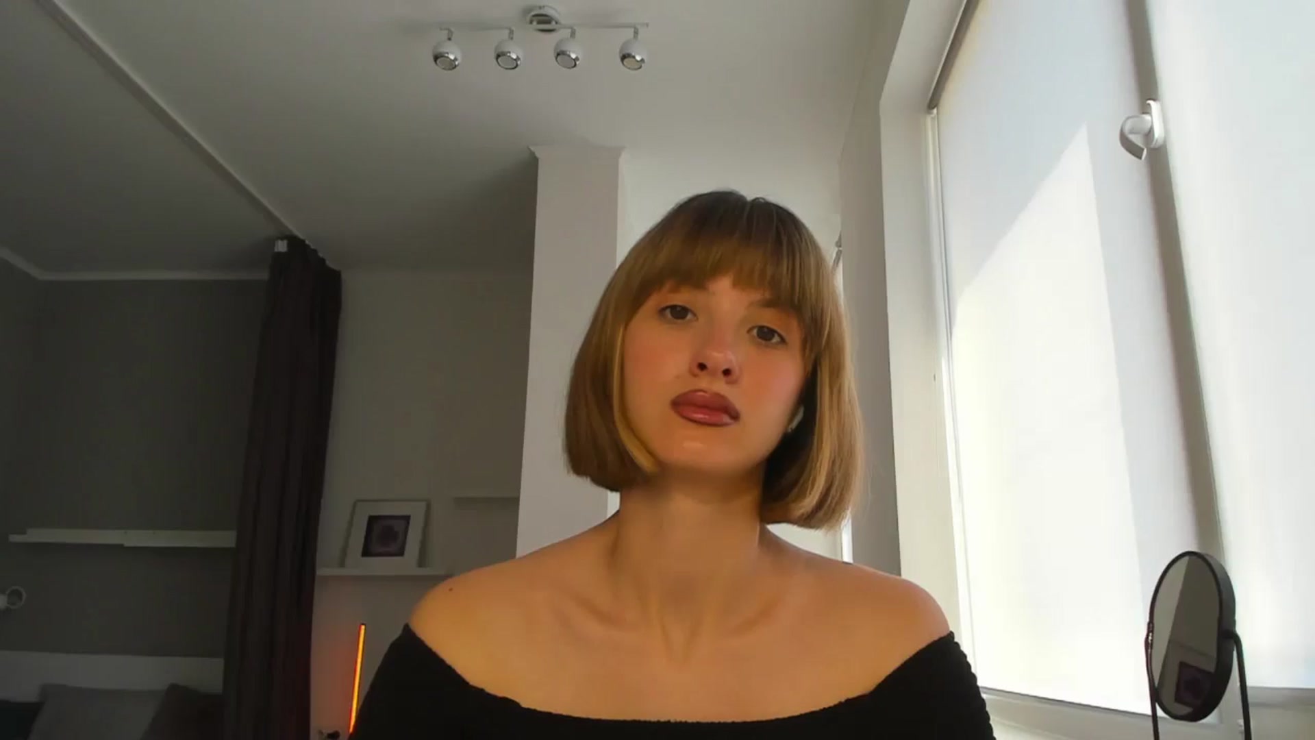 Gallery image thumbnail from WhoIsSofi's myfreecams stream on, 09/05/2025, 11:25 image 10 of 20
