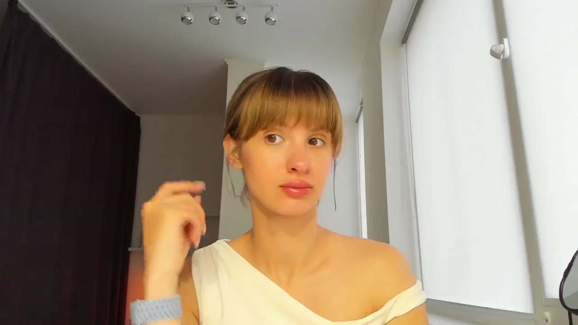 Gallery image thumbnail from WhoIsSofi's myfreecams stream on, 09/15/2025, 14:23 image 14 of 20