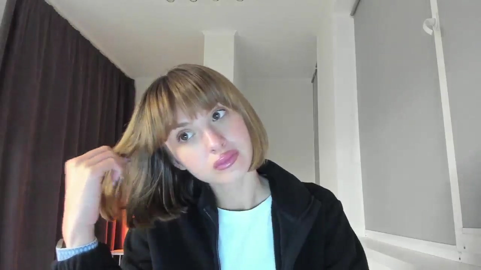 Gallery image thumbnail from WhoIsSofi's myfreecams stream on, 10/16/2025, 24:00 image 19 of 20