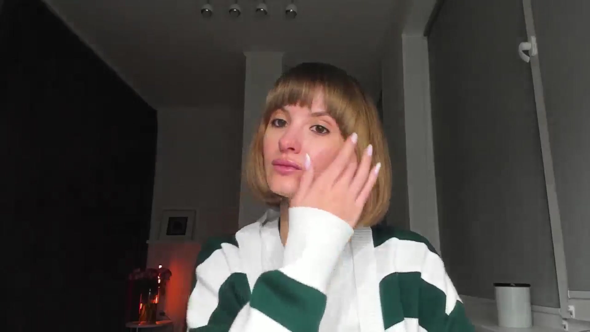 Gallery image thumbnail from WhoIsSofi's myfreecams stream on, 11/15/2025, 14:54 image 17 of 20