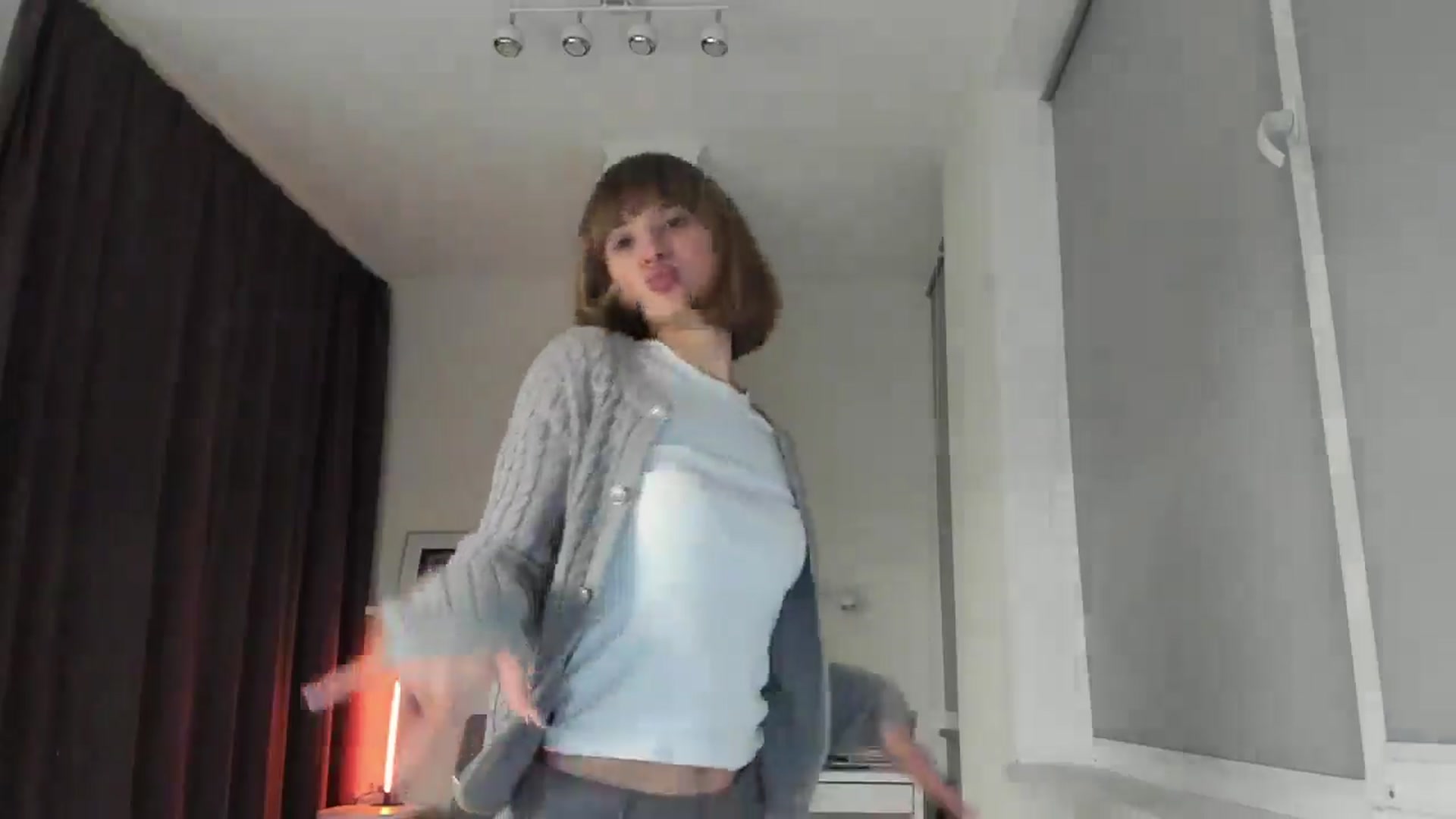 Gallery image thumbnail from WhoIsSofi's myfreecams stream on, 12/05/2025, 01:47 image 2 of 20