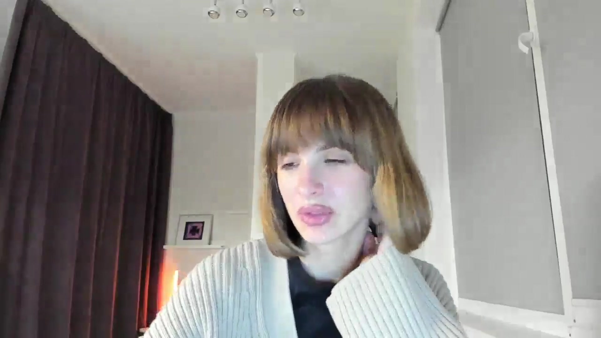 Gallery image thumbnail from WhoIsSofi's myfreecams stream on, 12/09/2025, 20:21 image 5 of 20